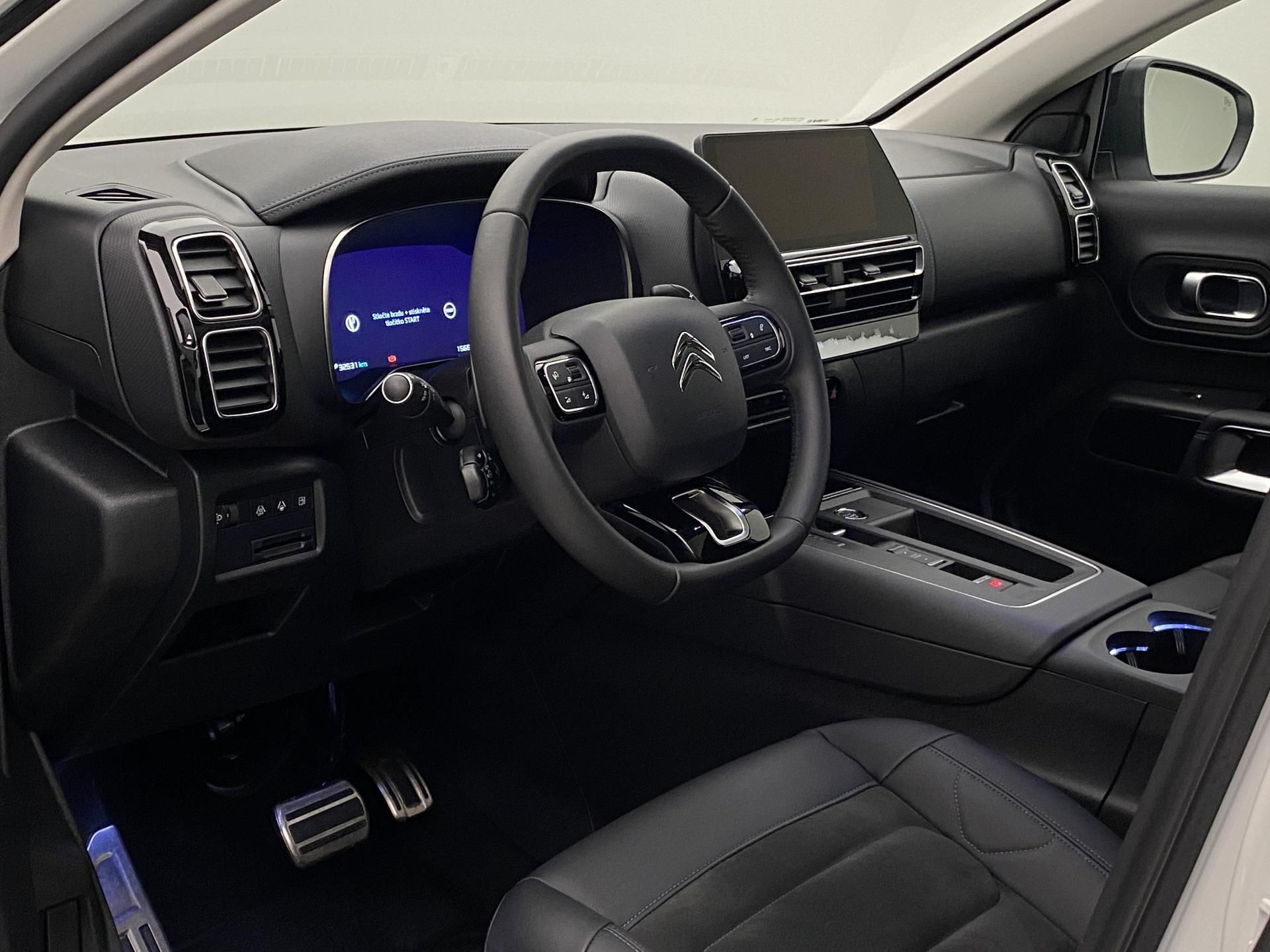 Citroën C5 Aircross, 1.6 HYBRID AUT CZ - fotka 4