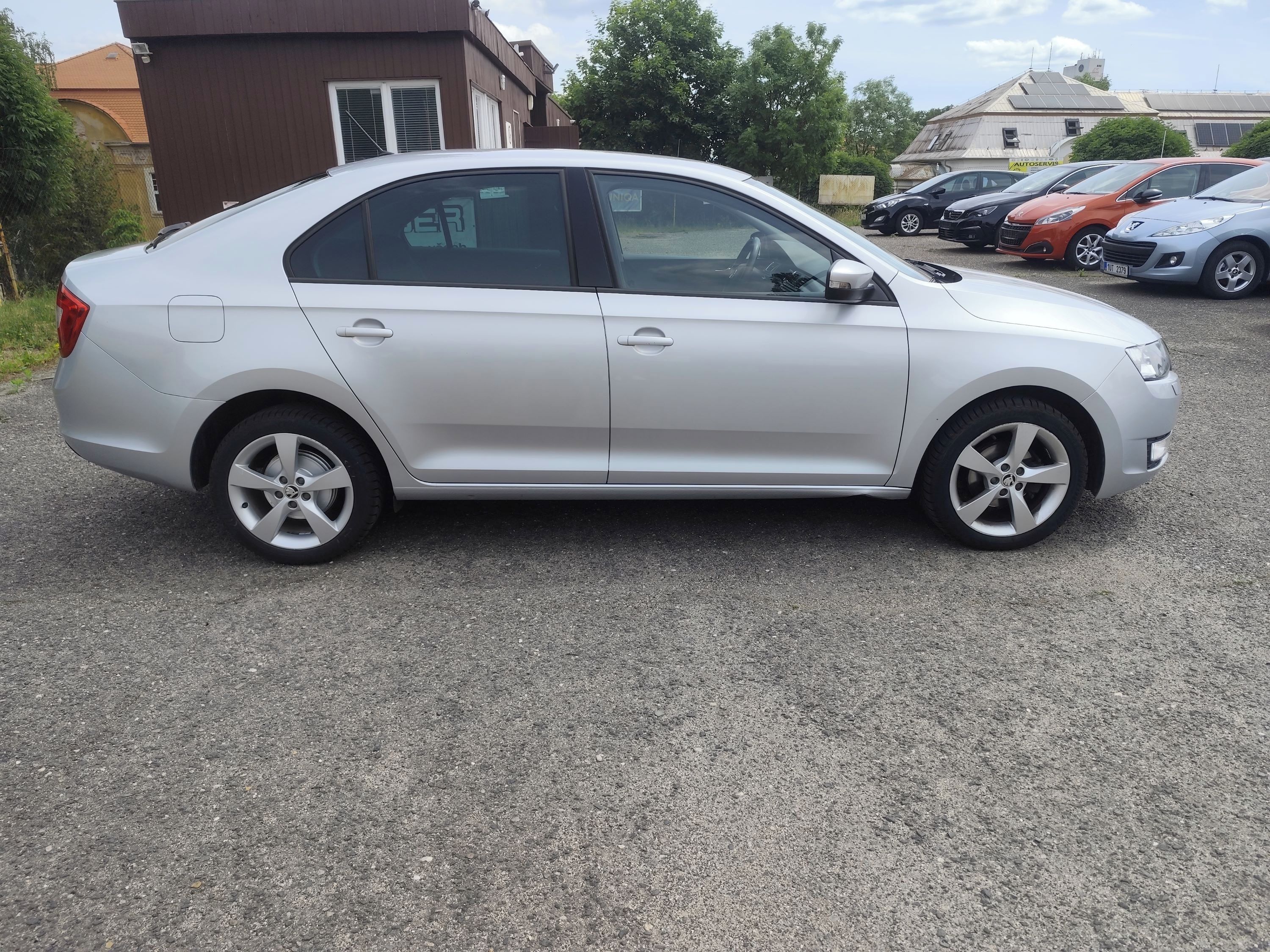 Škoda Rapid, 1.4TDI.66kw.autom.dig.klima - fotka 5