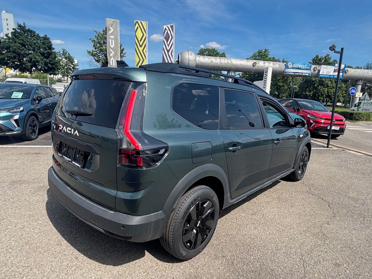 Dacia Jogger, Expression TCe 110 5 míst - fotka 3