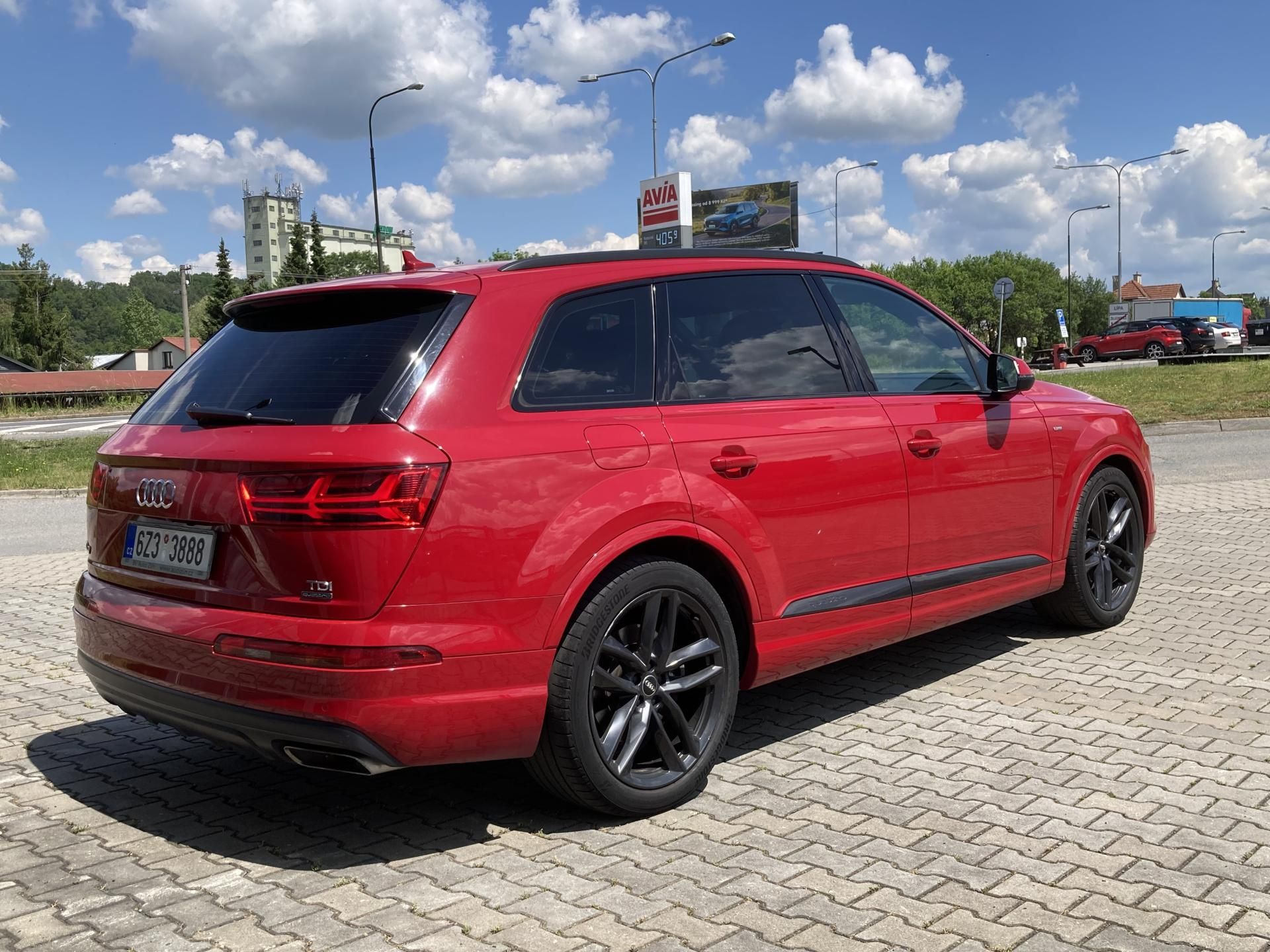 Audi Q7, 3.0 TDI quat, CZ, 1 maj, 7míst - fotka 5