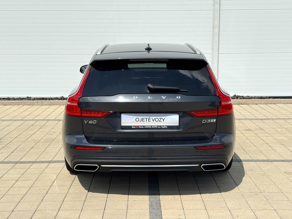 Volvo V60, Inscription 2.0 D3 110 kW - fotka 6