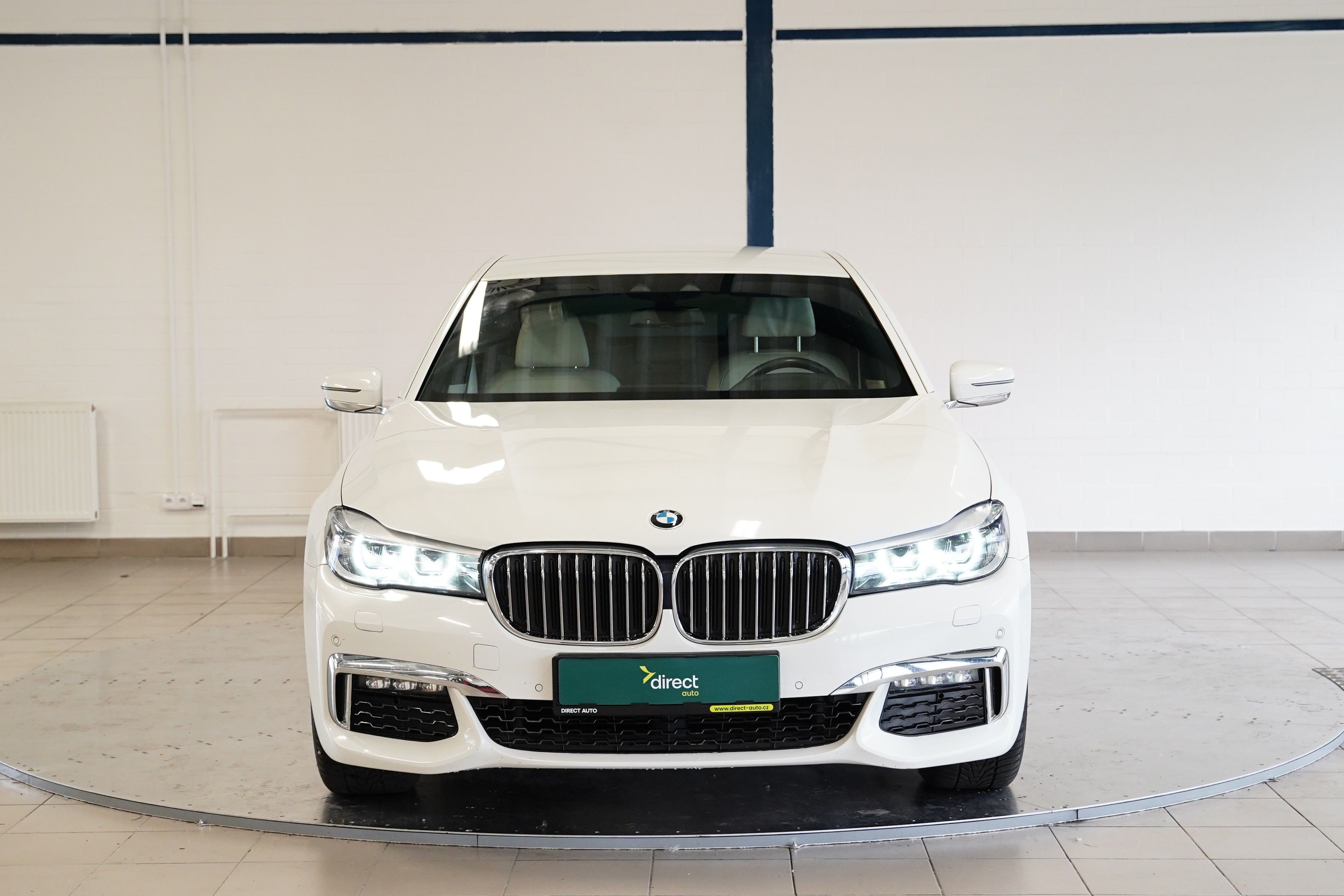 BMW Řada 7, 30D 195 kW xDrive - fotka 4