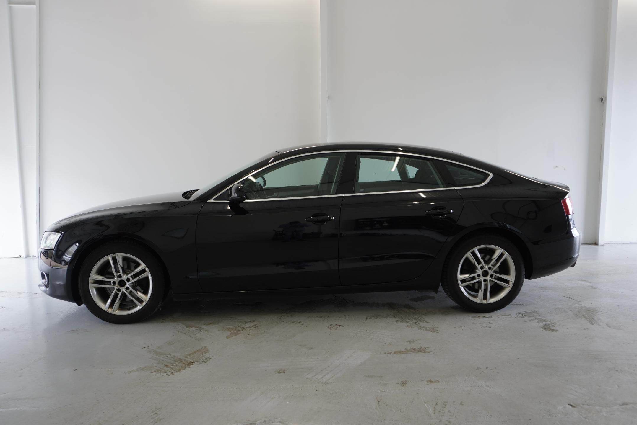 Audi A5, A5 2,0 TDI 170PS XENON - fotka 4