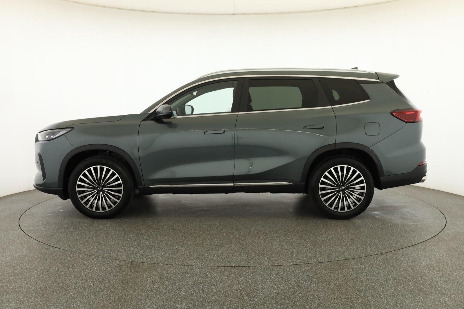 Chery Tiggo 8, 1.6 TGDI, UNIQUE, Ad. tempomat - fotka 3