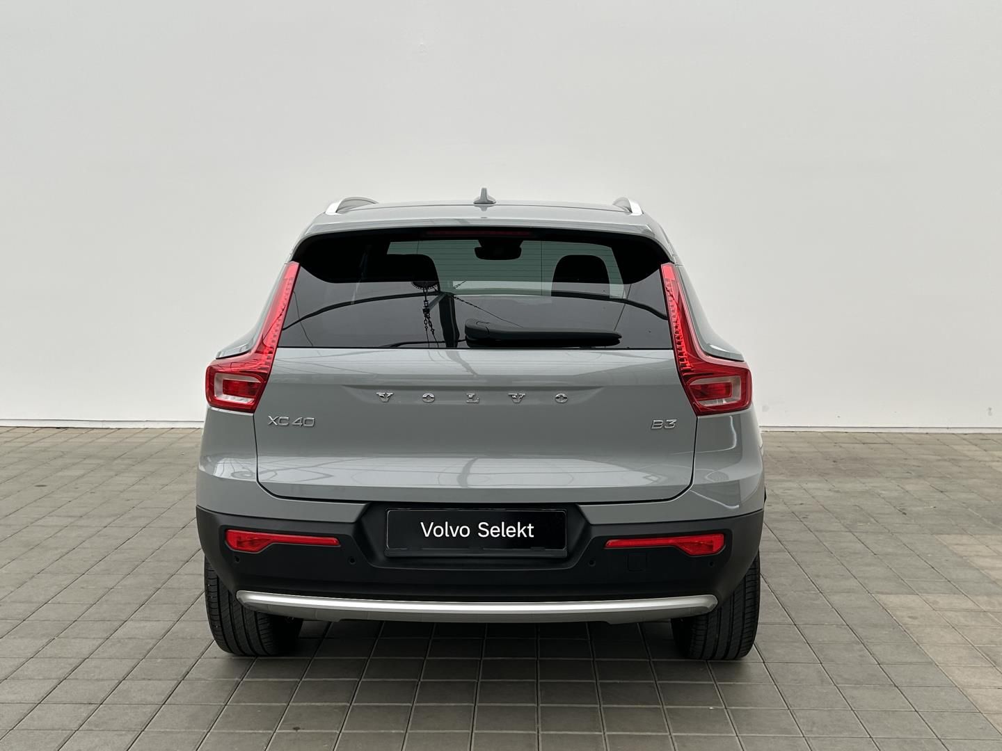Volvo XC40, 2.0B3 120kW CORE - fotka 5