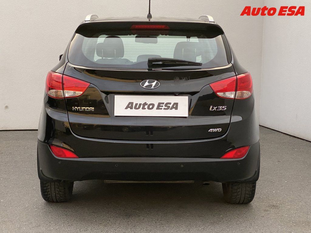 Hyundai ix35, 2.0 i,AT - fotka 5