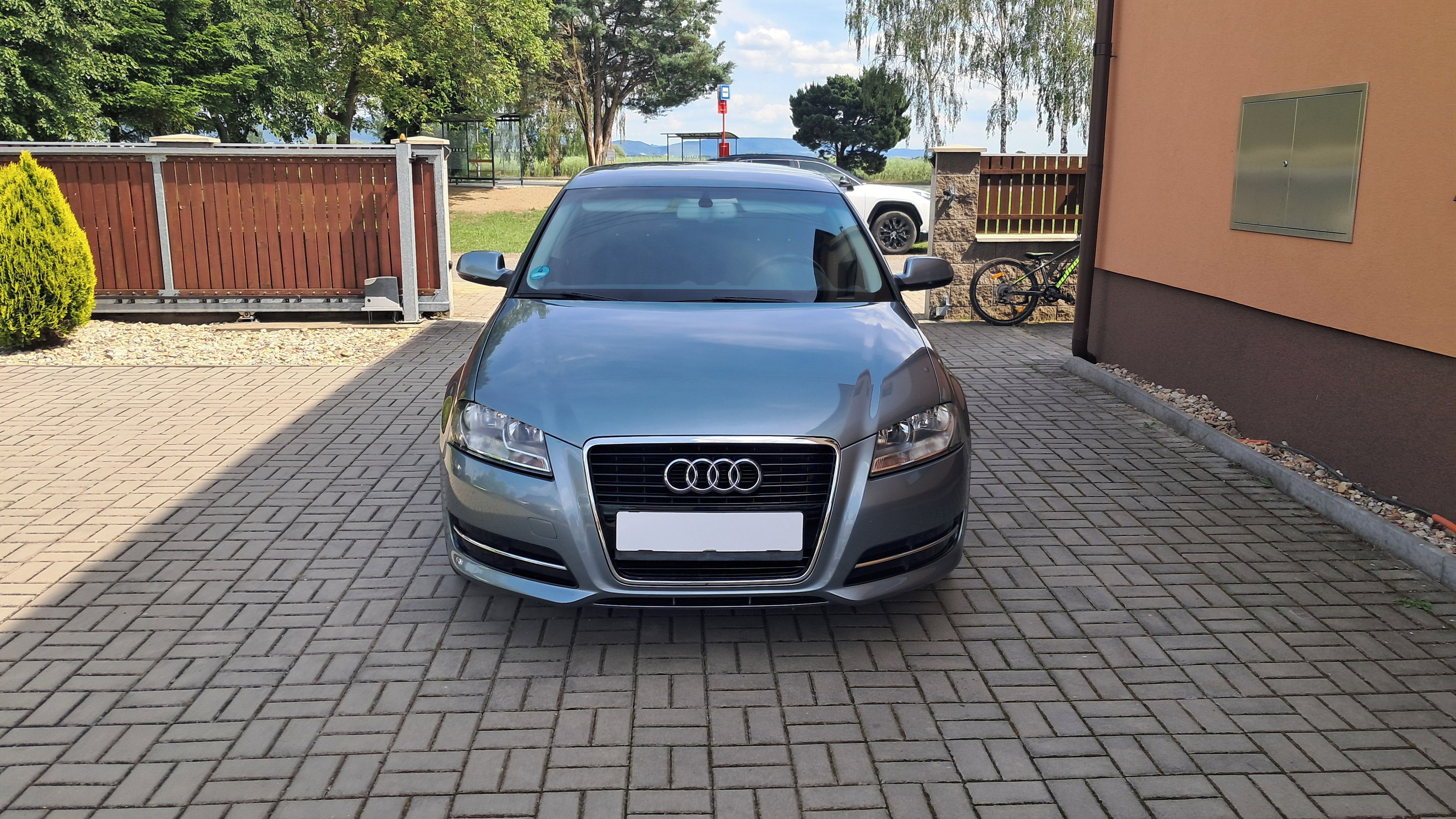 Audi A3, Sportback 1.4i / 92KW - fotka 3