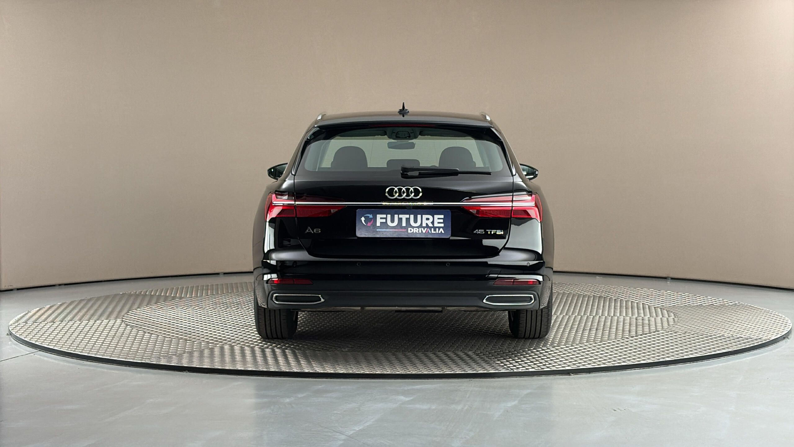 Audi A6 Avant, 2.0 45TFSI S Tronic - fotka 5