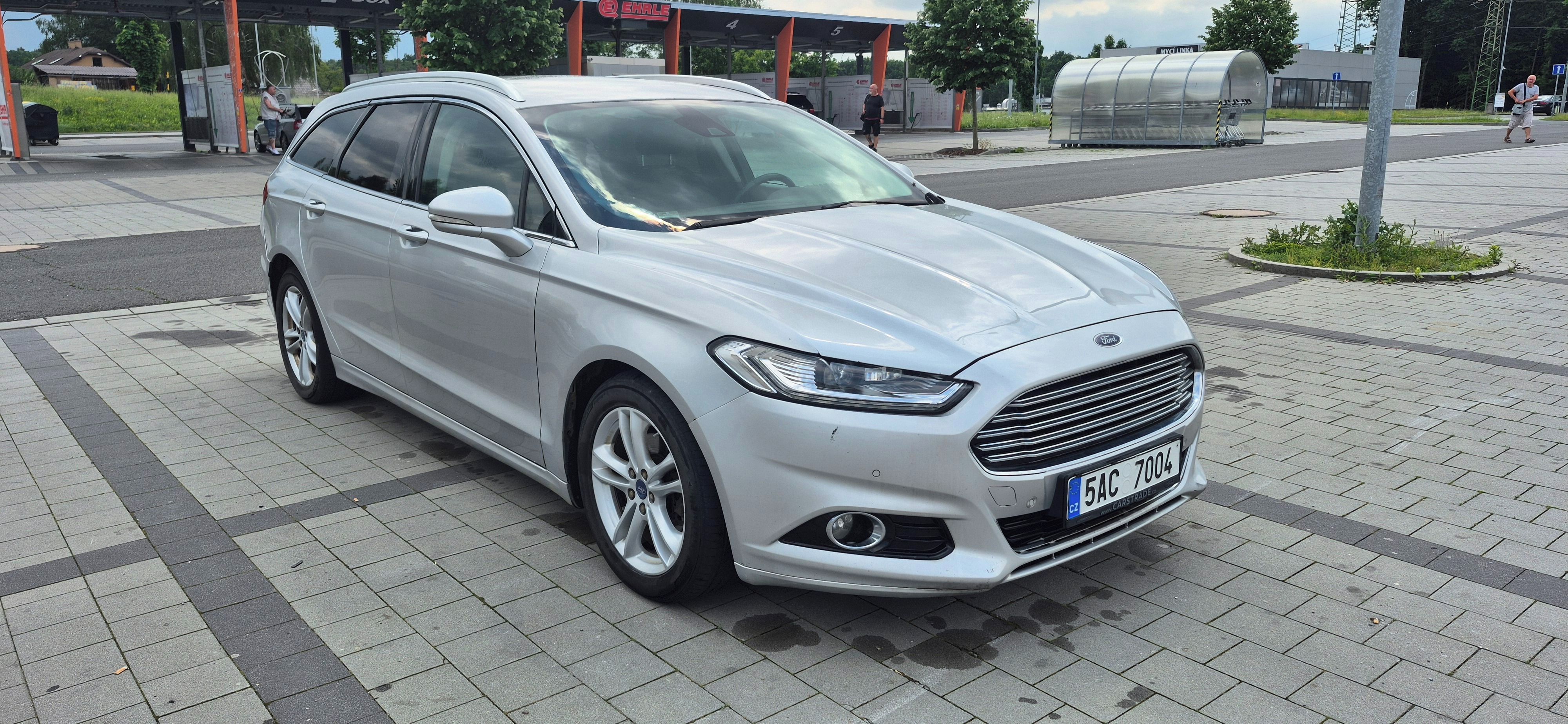 Ford Mondeo, 2.0 TDCi, Titanium, AWD, DPH - fotka 4
