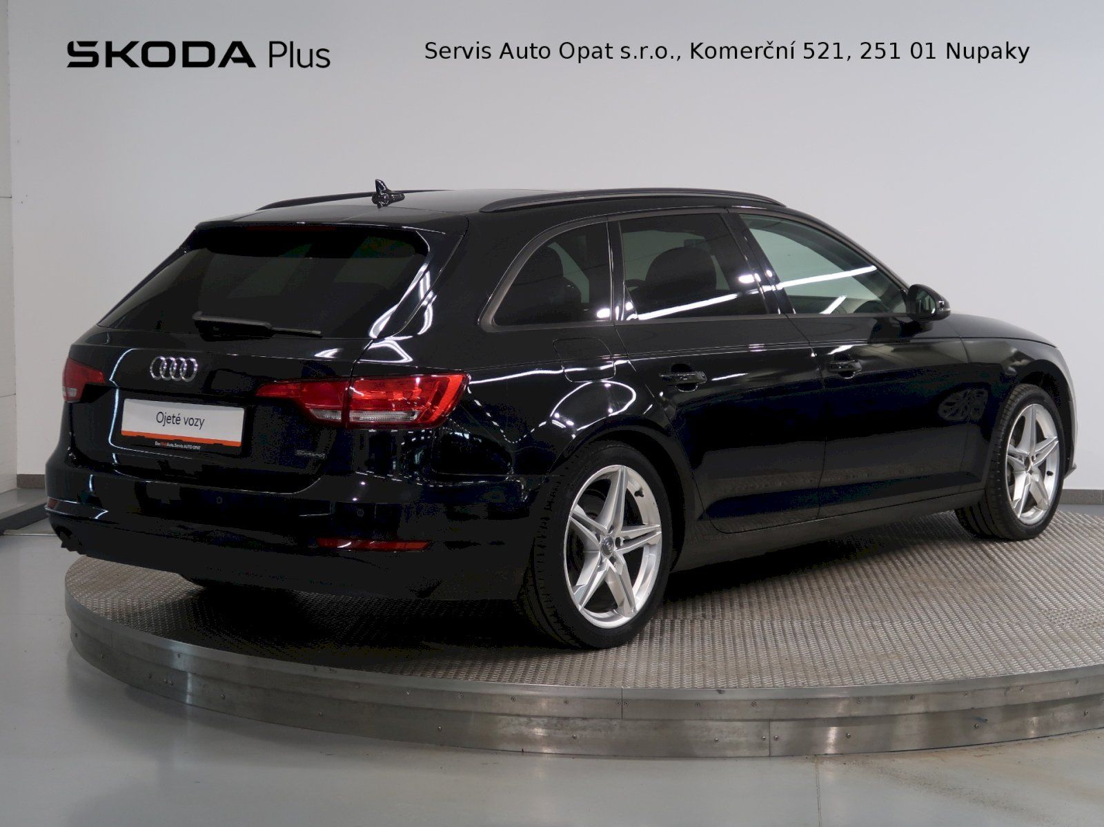 Audi A4, QUATTRO 2.0TDI 140KW - fotka 2