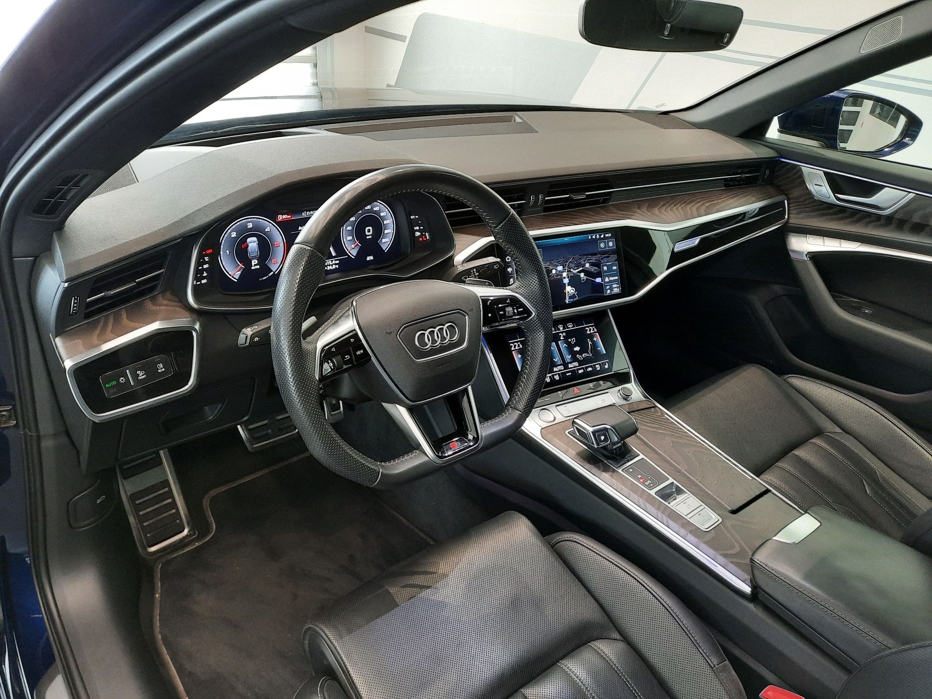 Audi A6 Avant, 50 TDI quattro (210kW/286k) Ti - fotka 6