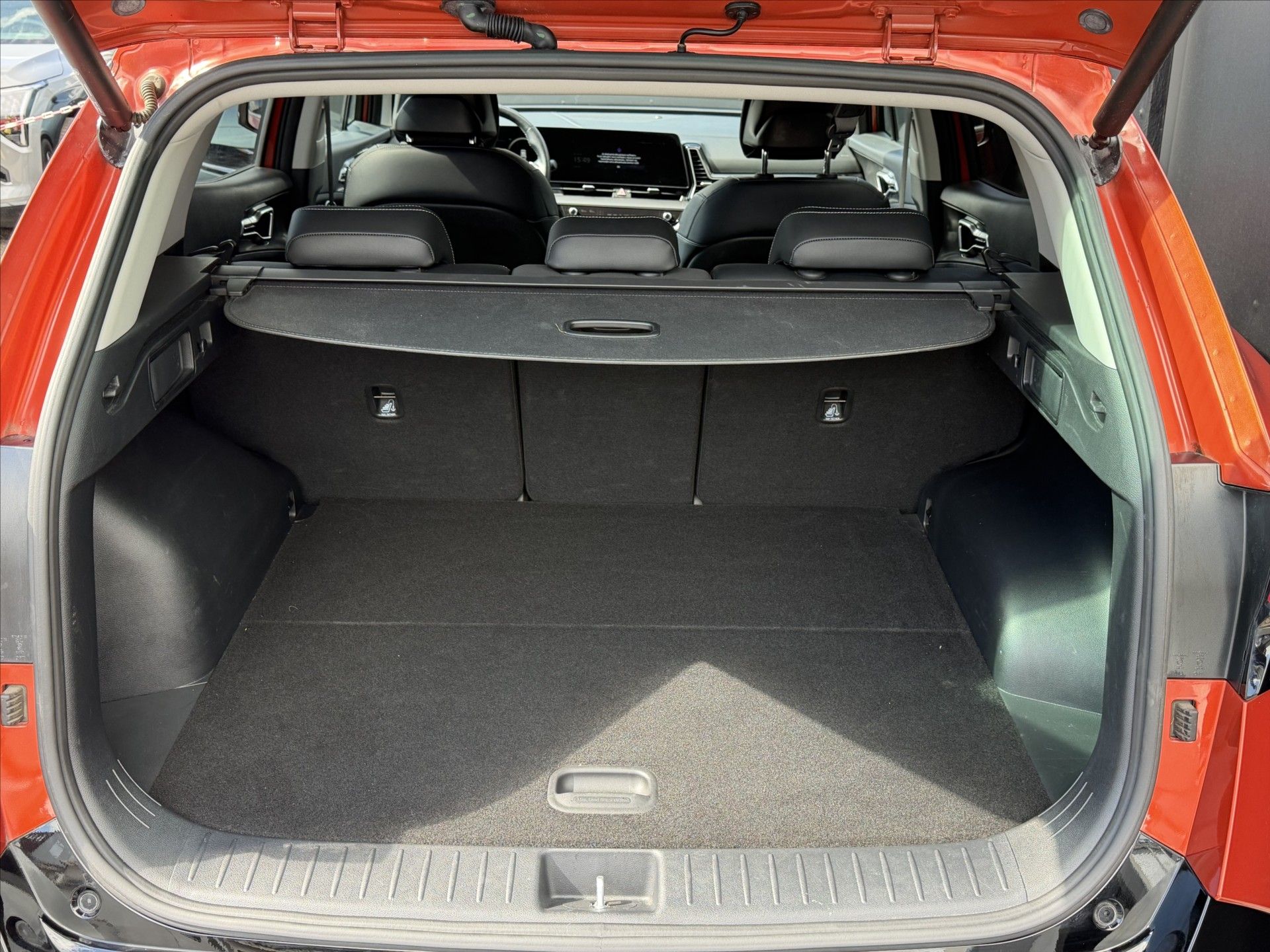 Kia Sportage, 1,6 T-GDi 4x4 HEV 6AT TOP - fotka 6