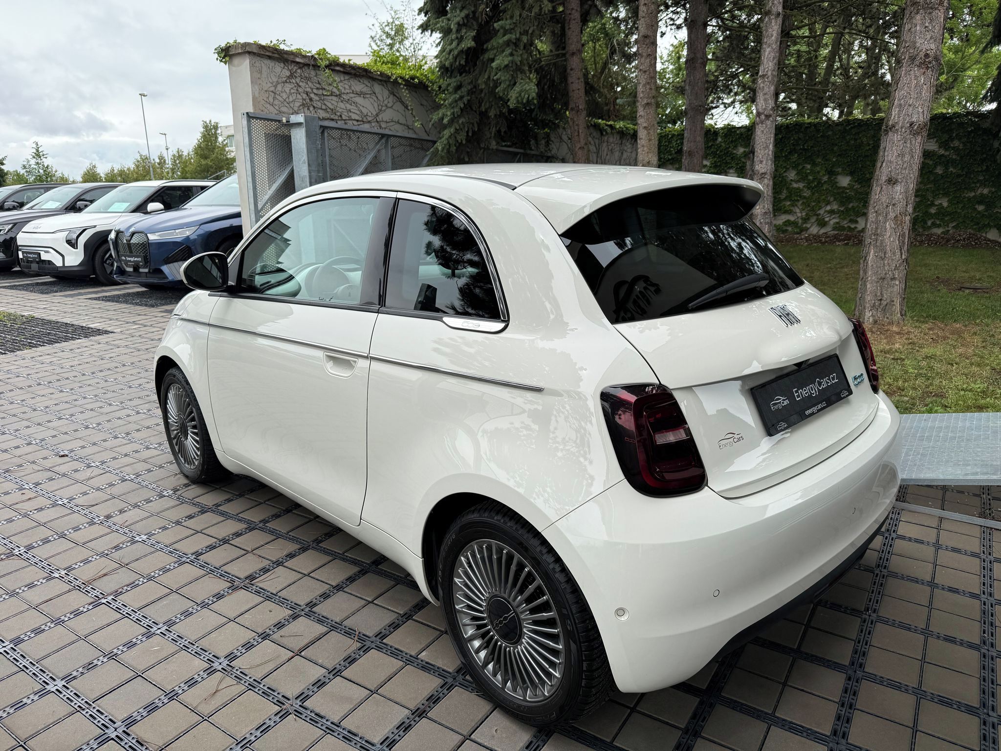 Fiat 500, ICON 42kWh Kamera Winterpacket - fotka 4