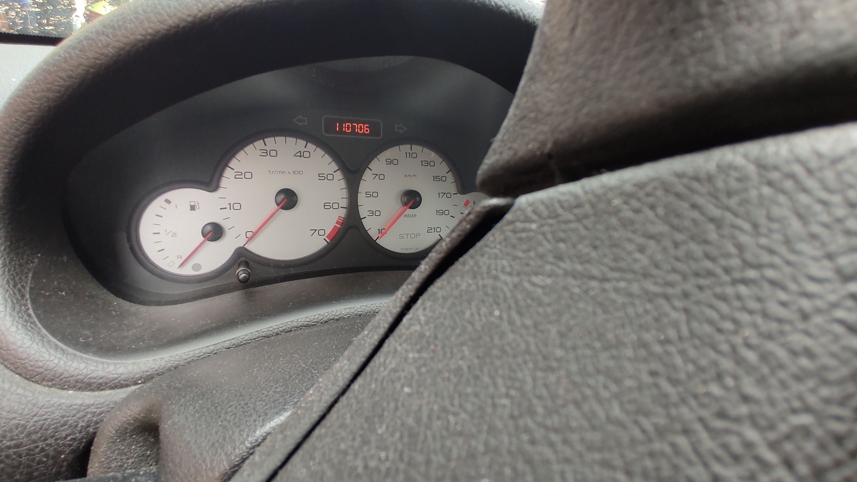 Peugeot 206, bez STK - pojízdný - fotka 5