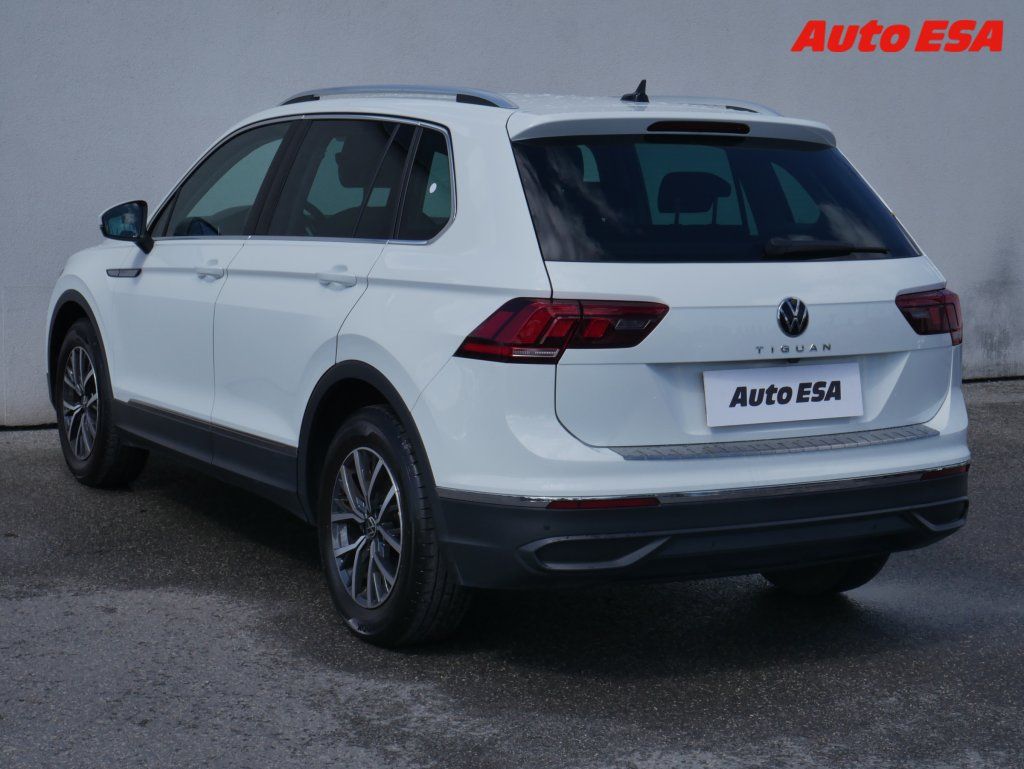 Volkswagen Tiguan, 1.5 TSI,1.maj,ČR - fotka 6