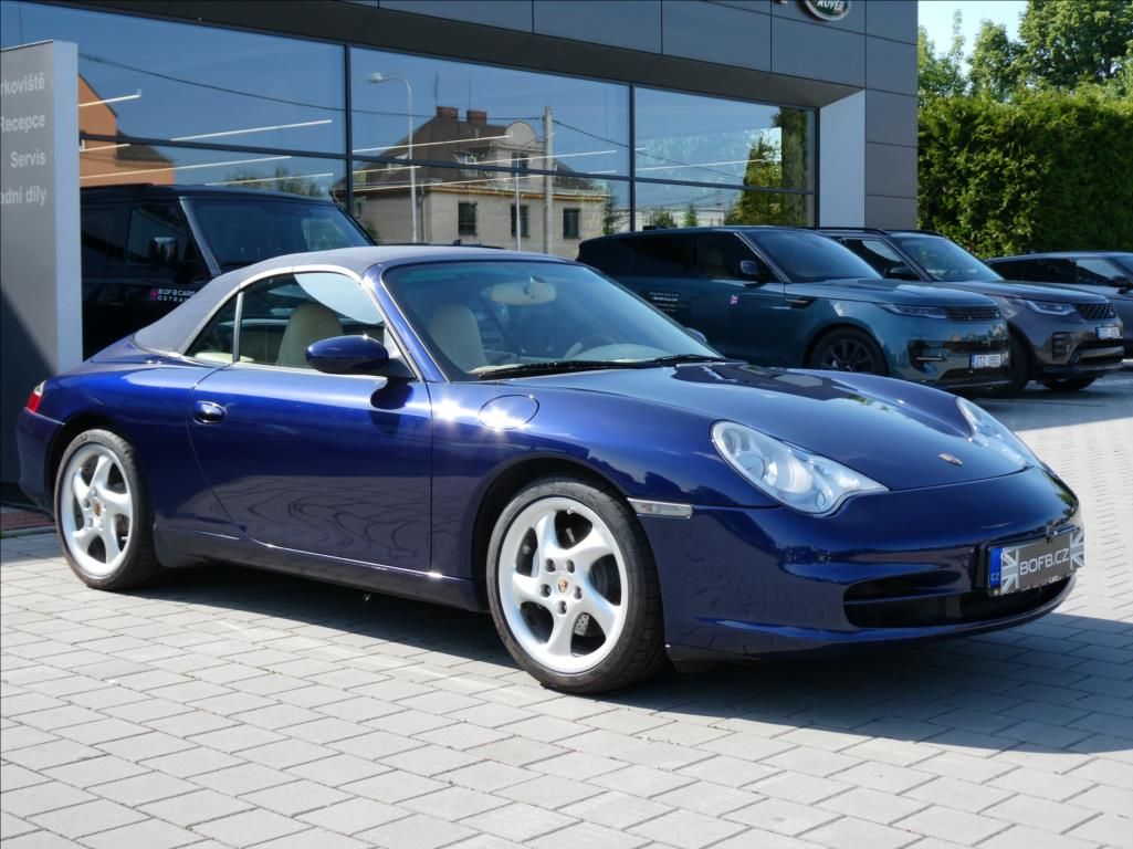 Porsche 911, 3,6 Carrera 4 Cabrio,4x4,Autom - fotka 5