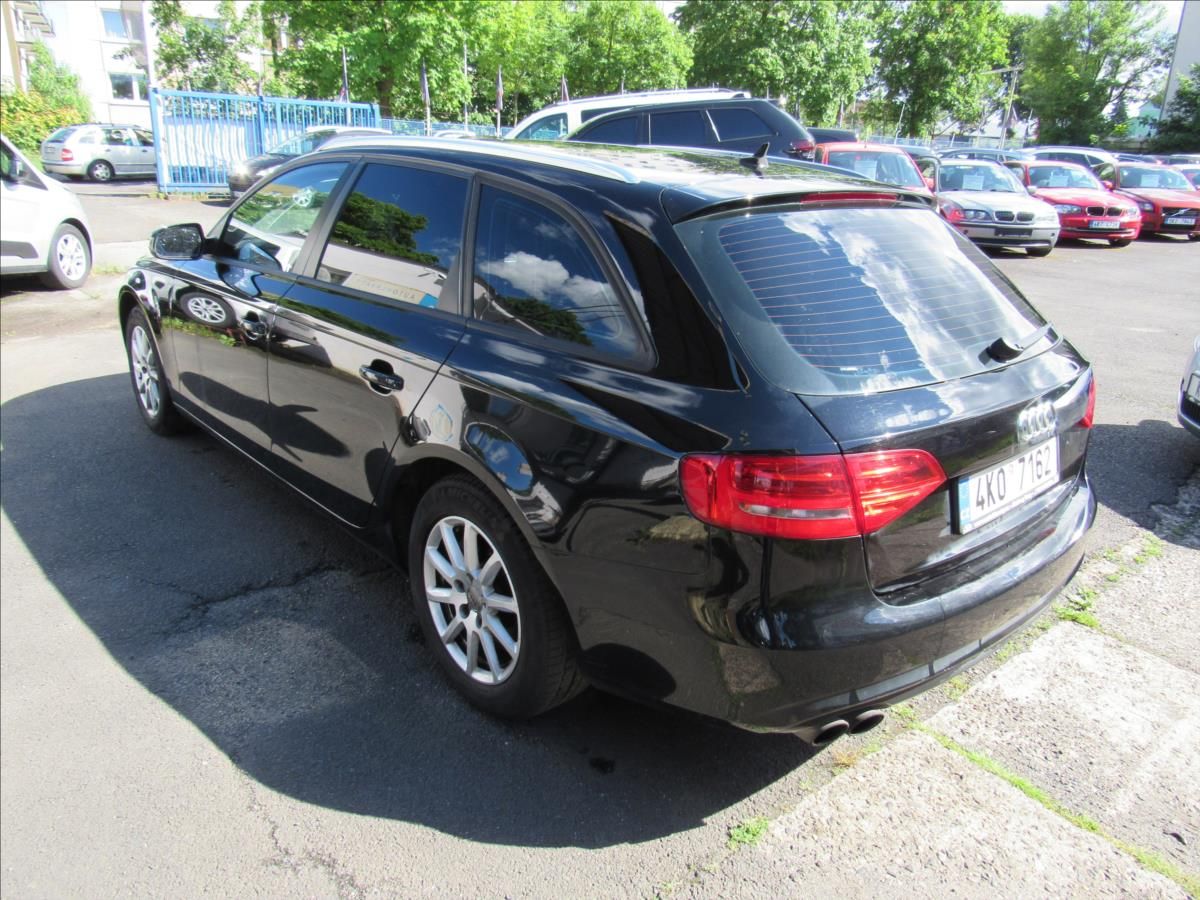 Audi A4 Avant, 2,0 TDi 110kW Avant - fotka 4