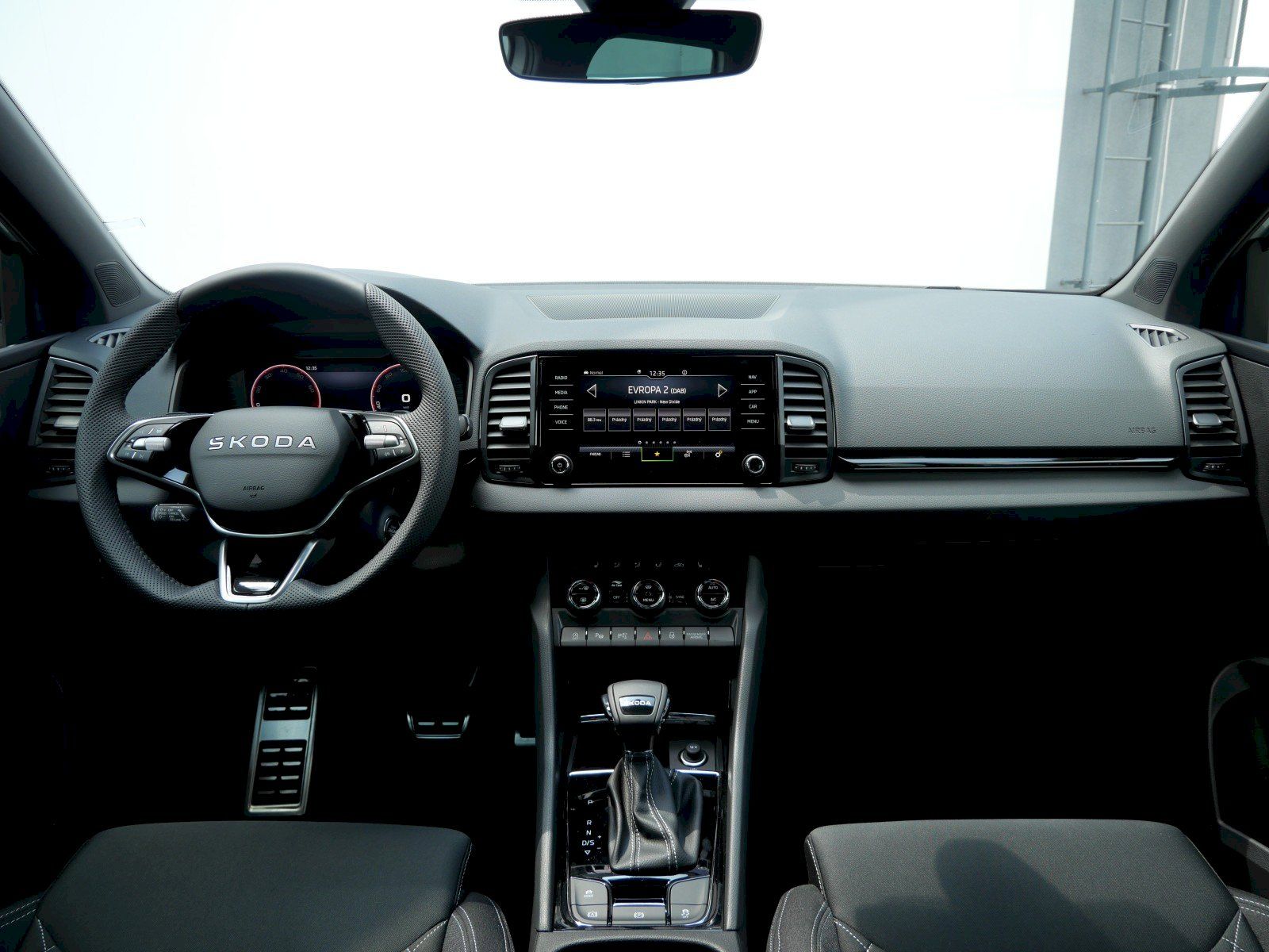 Škoda Karoq, SportLine DSG 2.0TDI 110kW - fotka 5