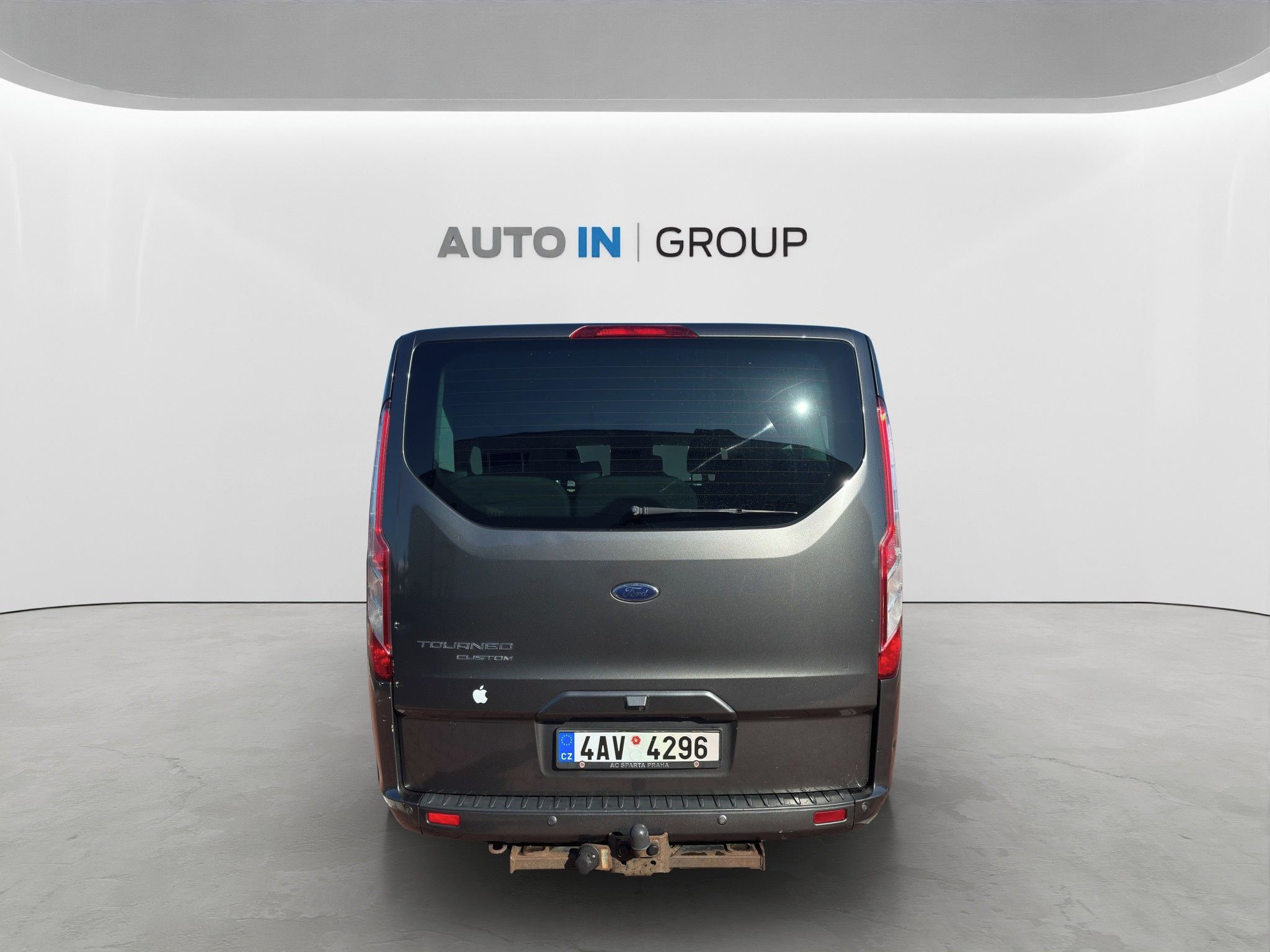 Ford Tourneo Custom, 2.2 TDCi Duratorq Titanium - fotka 5