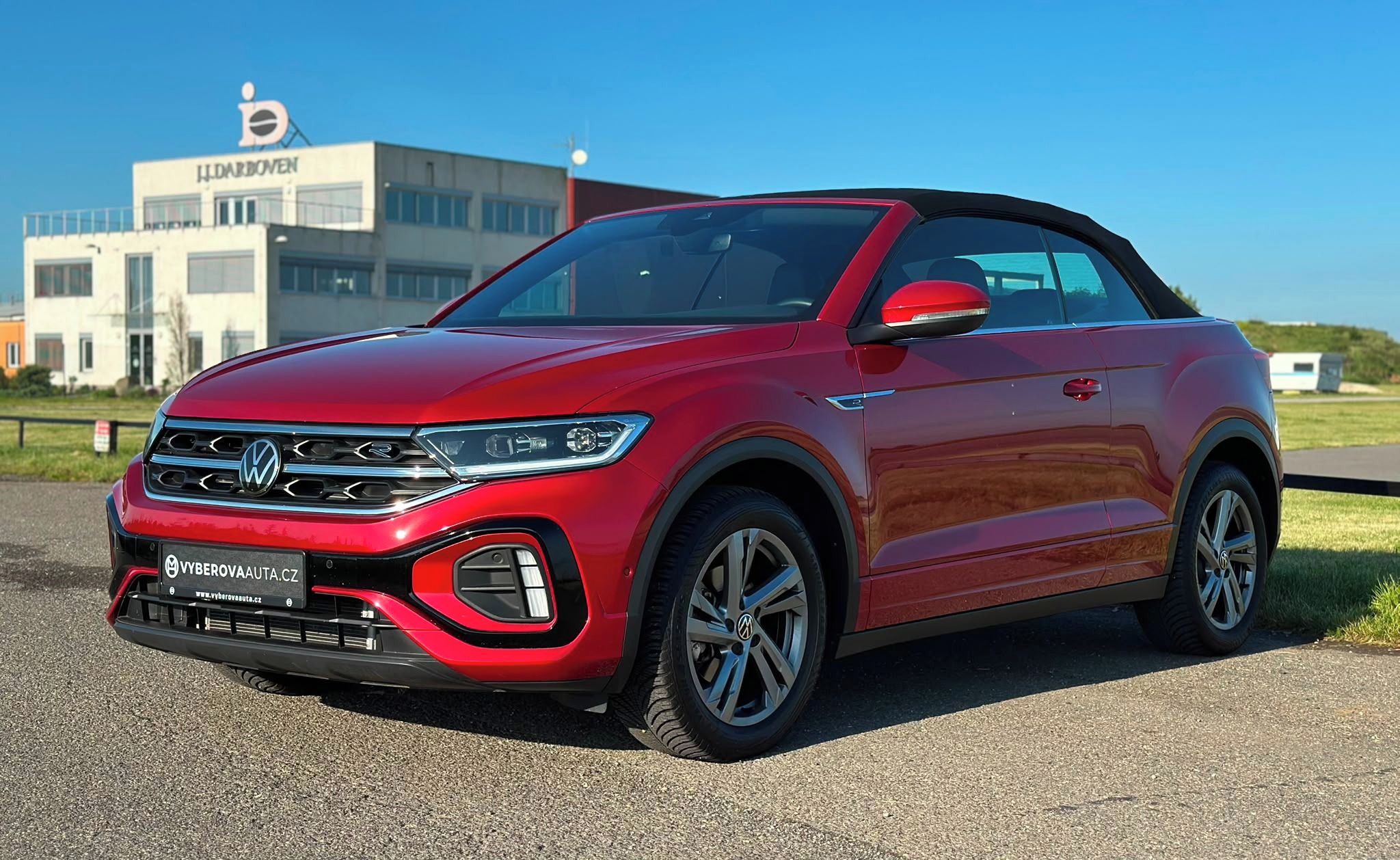 Volkswagen T-Roc, 1.5 TSI 110kW DSG/2025/FullLed - fotka 2