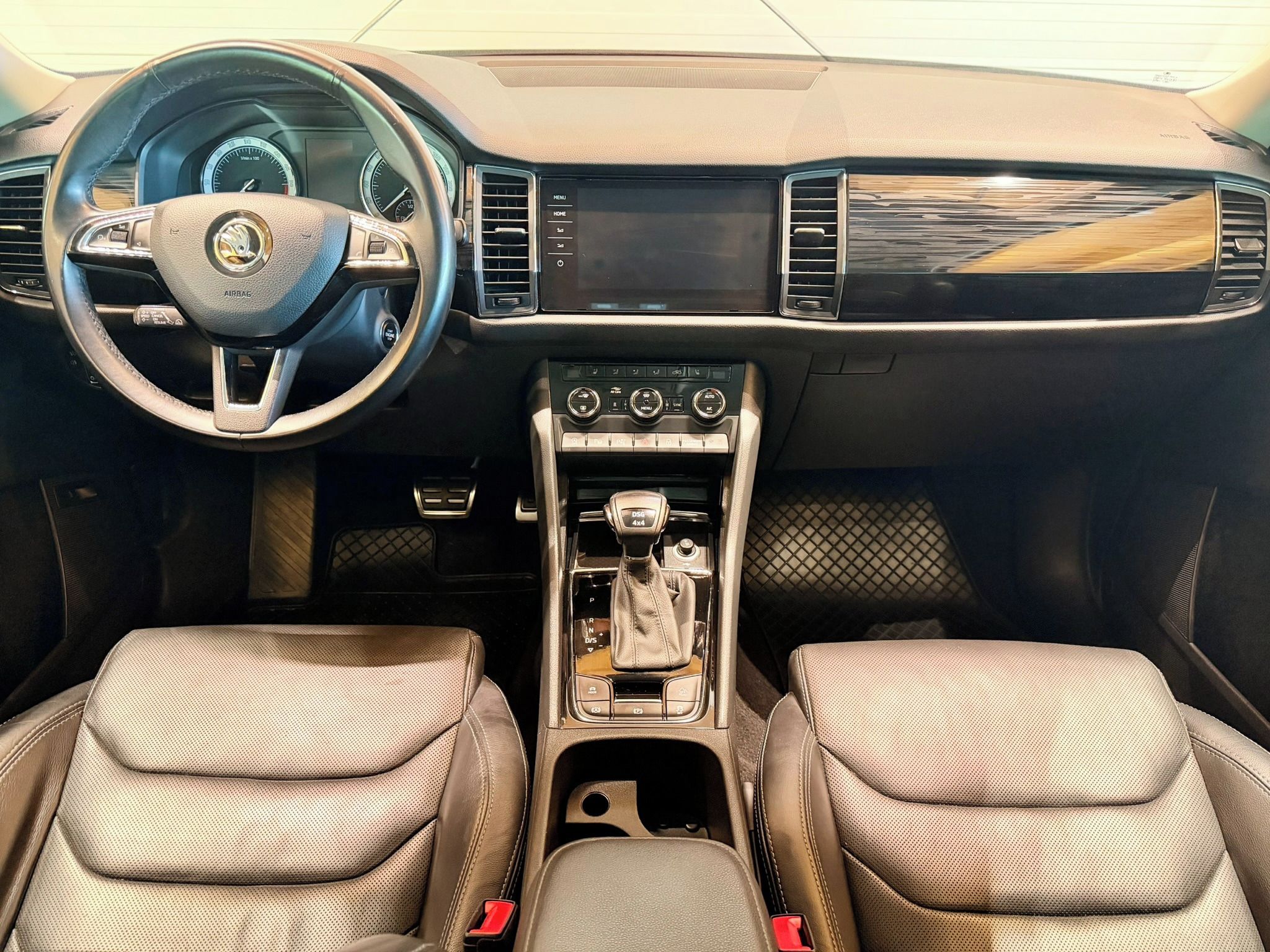 Škoda Kodiaq, 2.0 TDi DSG 4x4 Style Plus - fotka 6