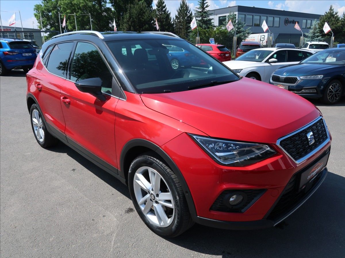 Seat Arona, 1,6 TDI,85kW,FR,92tkm,navi - fotka 2