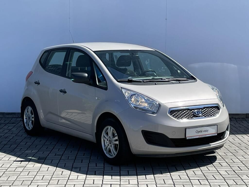 Kia Venga, 1.4 CVVT 66 kW - fotka 5