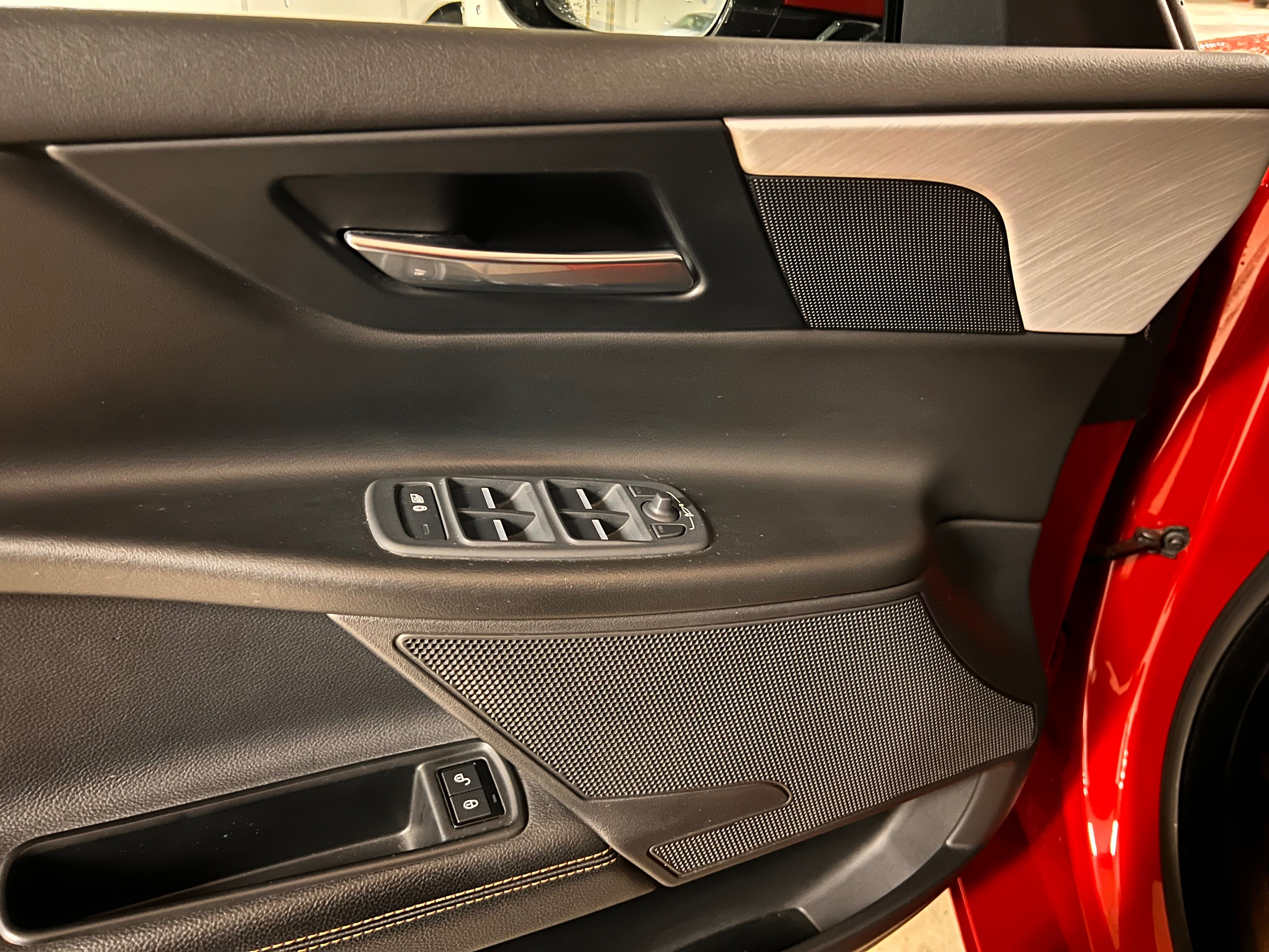 Jaguar XE, Prestige 120kW - fotka 5