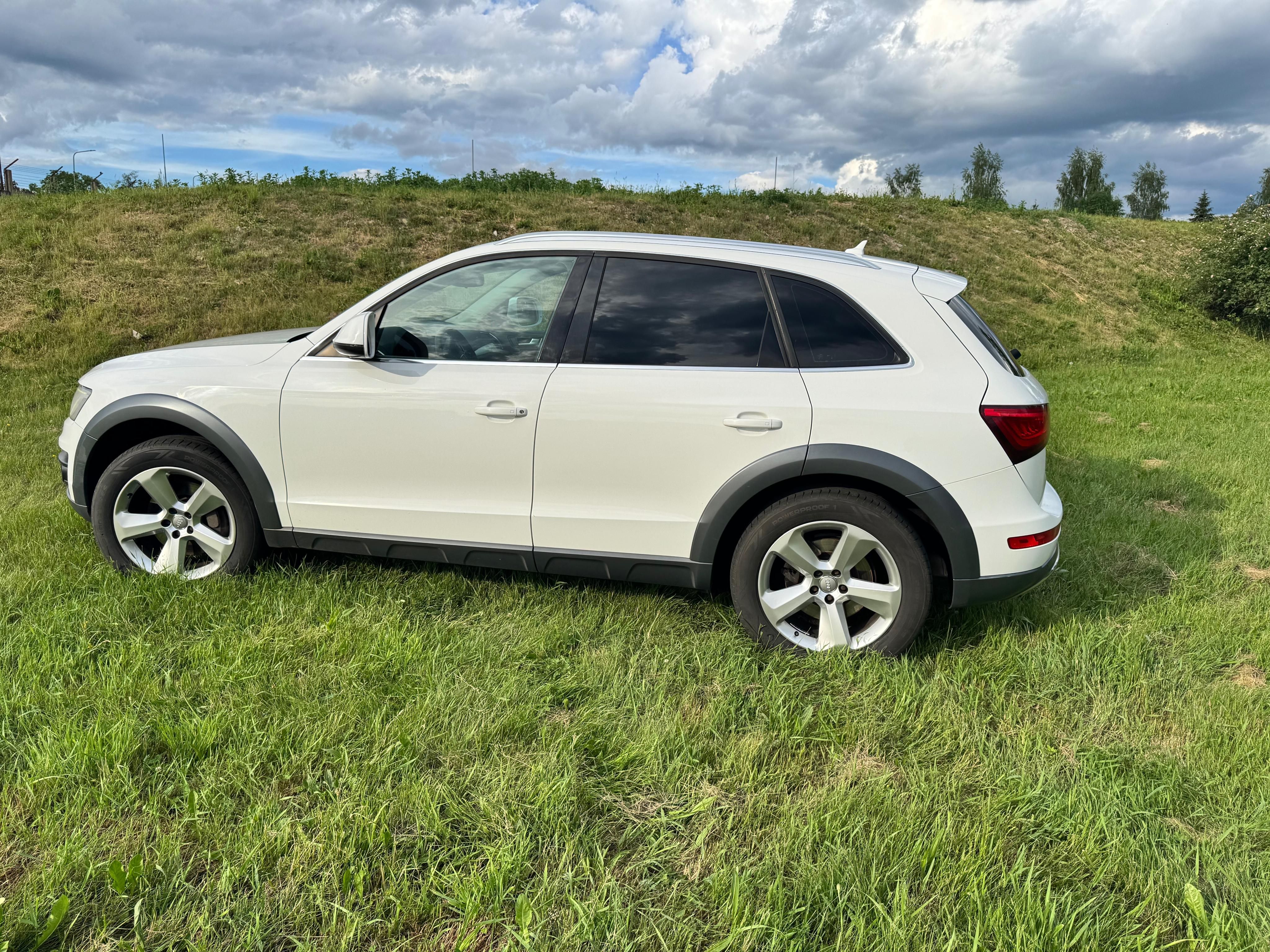Audi Q5, 3.0 TDI 180 kW 4X4 Exclusive - fotka 3