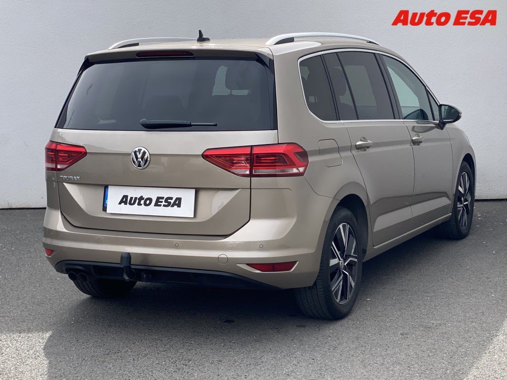 Volkswagen Touran, 2.0Tdi,2.maj,ČR - fotka 4