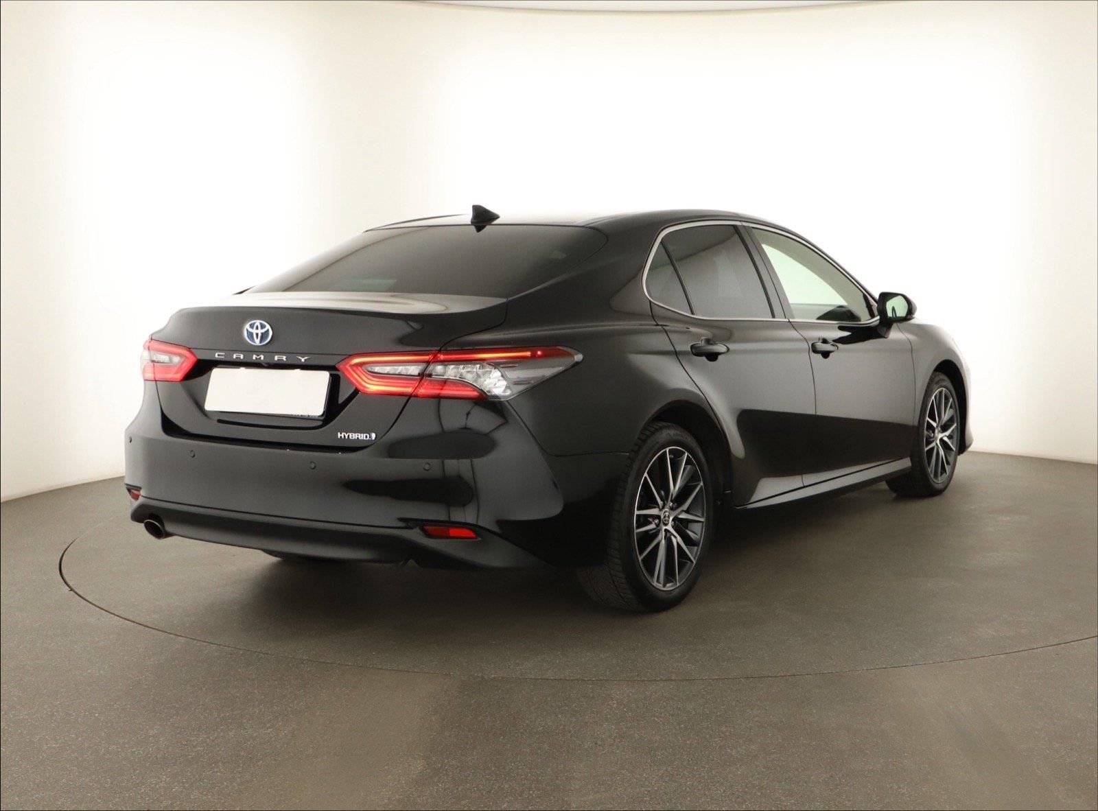 Toyota Camry, 2.5 Hybrid, Automat - fotka 5