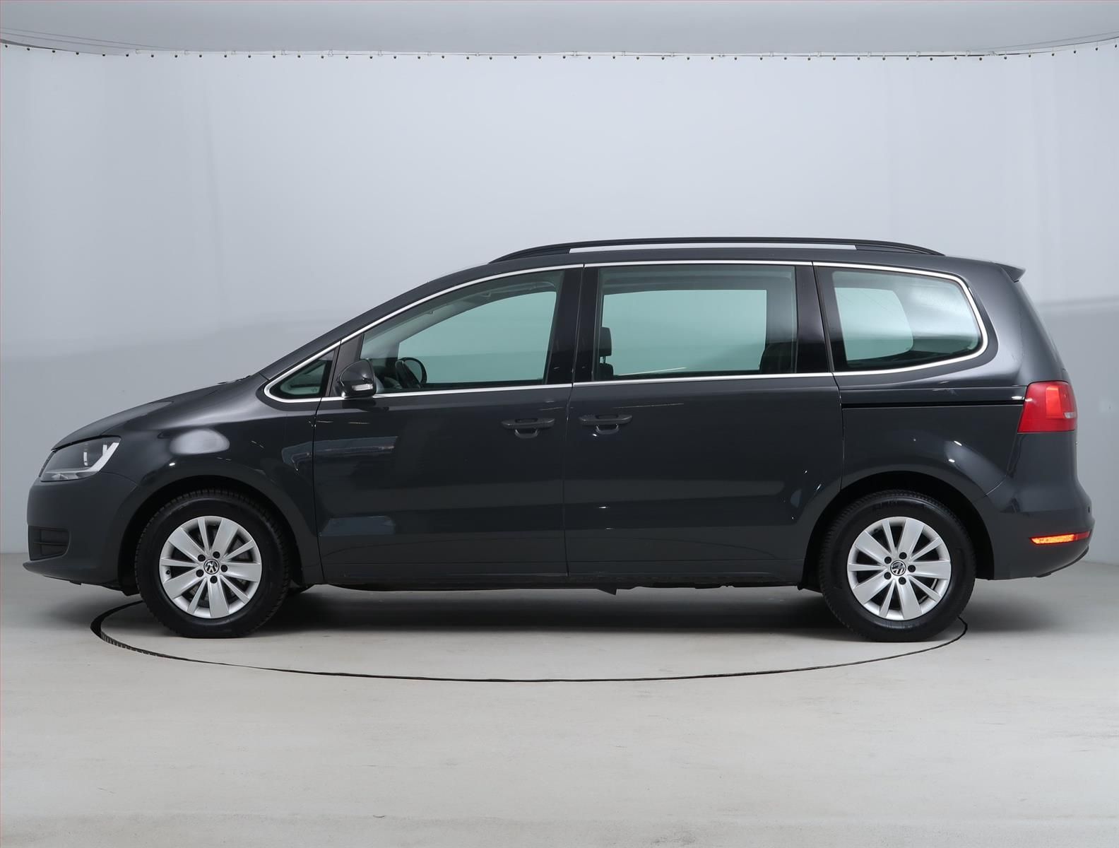 Volkswagen Sharan, 2.0 TDI, Serv.kniha - fotka 3