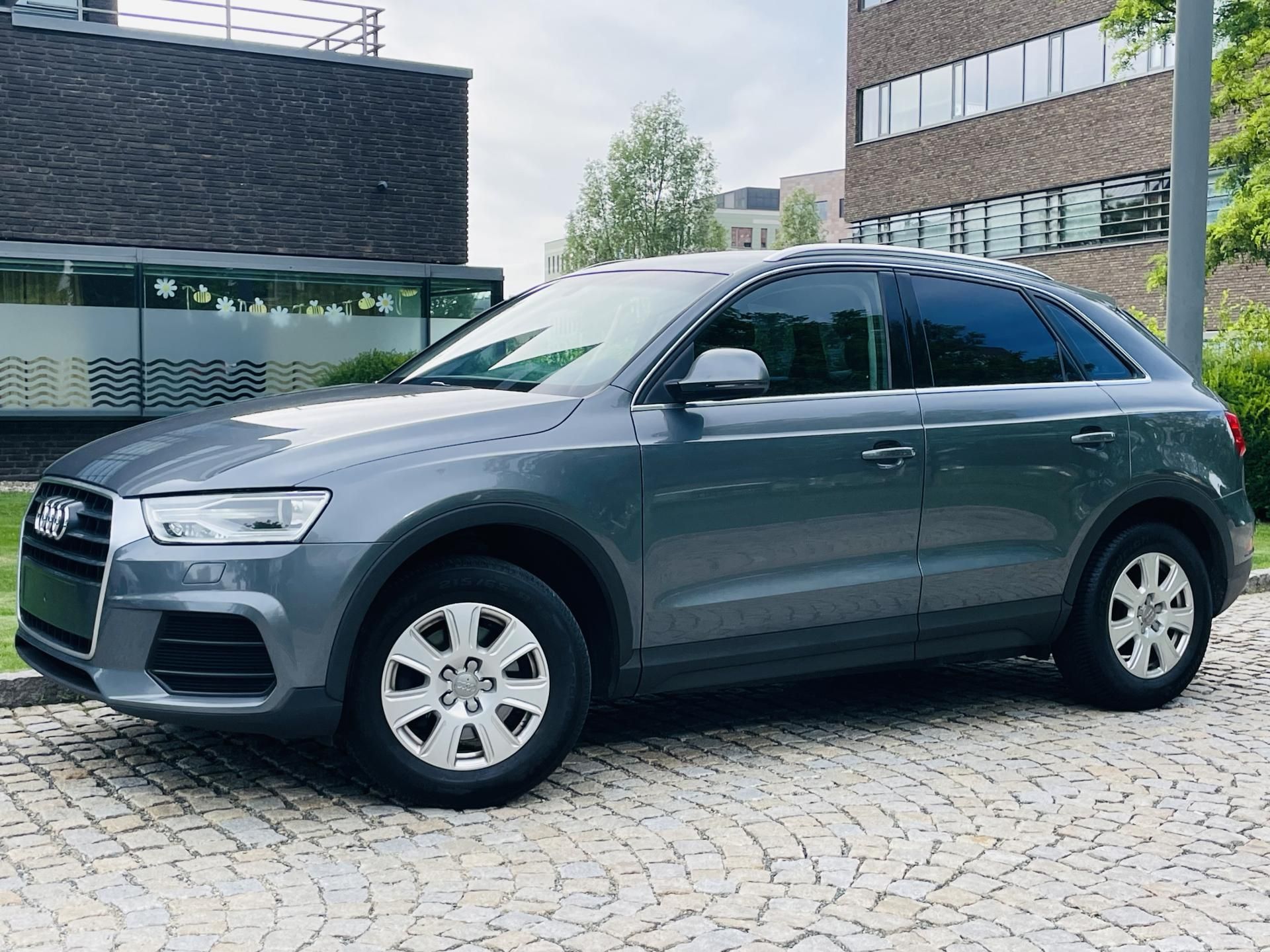 Audi Q3, 1.4TFSI MAN SERVISKA TAŽNÉ - fotka 3
