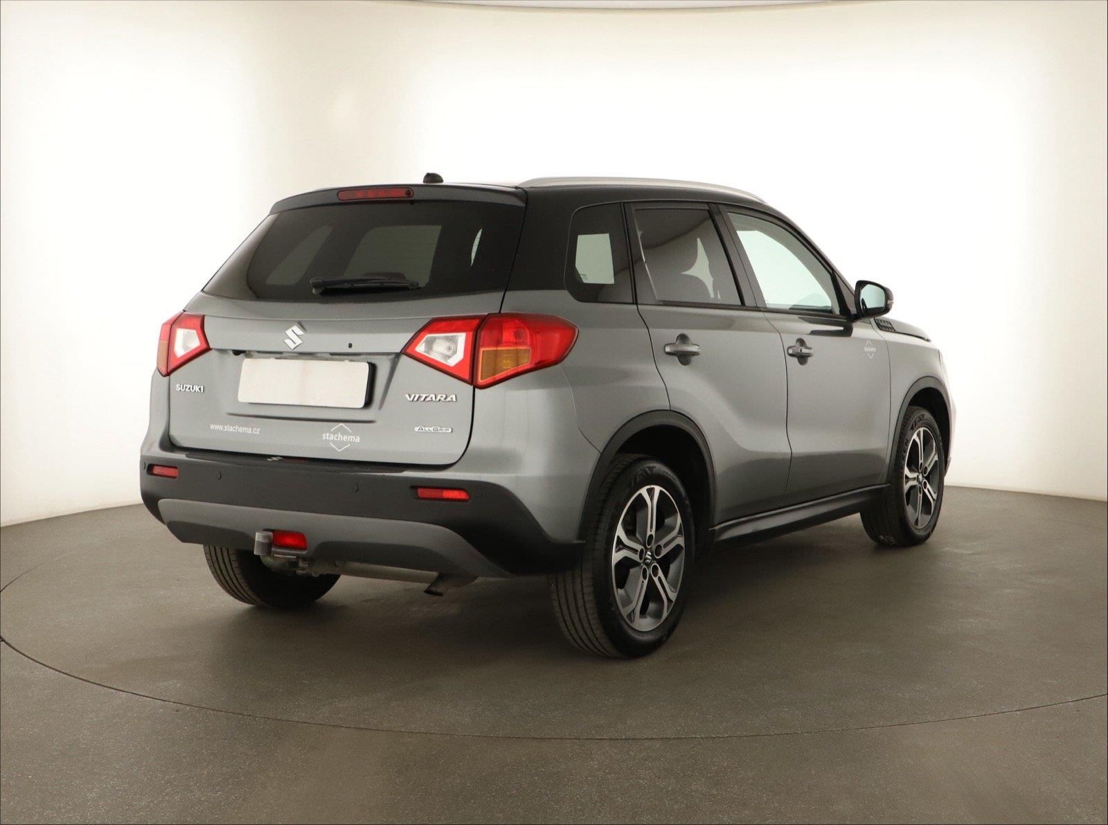 Suzuki Vitara, 1.6 DDiS, 4X4, ČR,1.maj - fotka 5