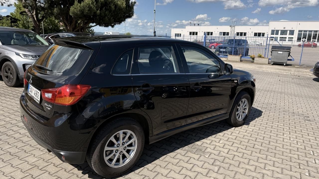 Mitsubishi ASX, 1.6Di-D, ČR,4X4 - fotka 5