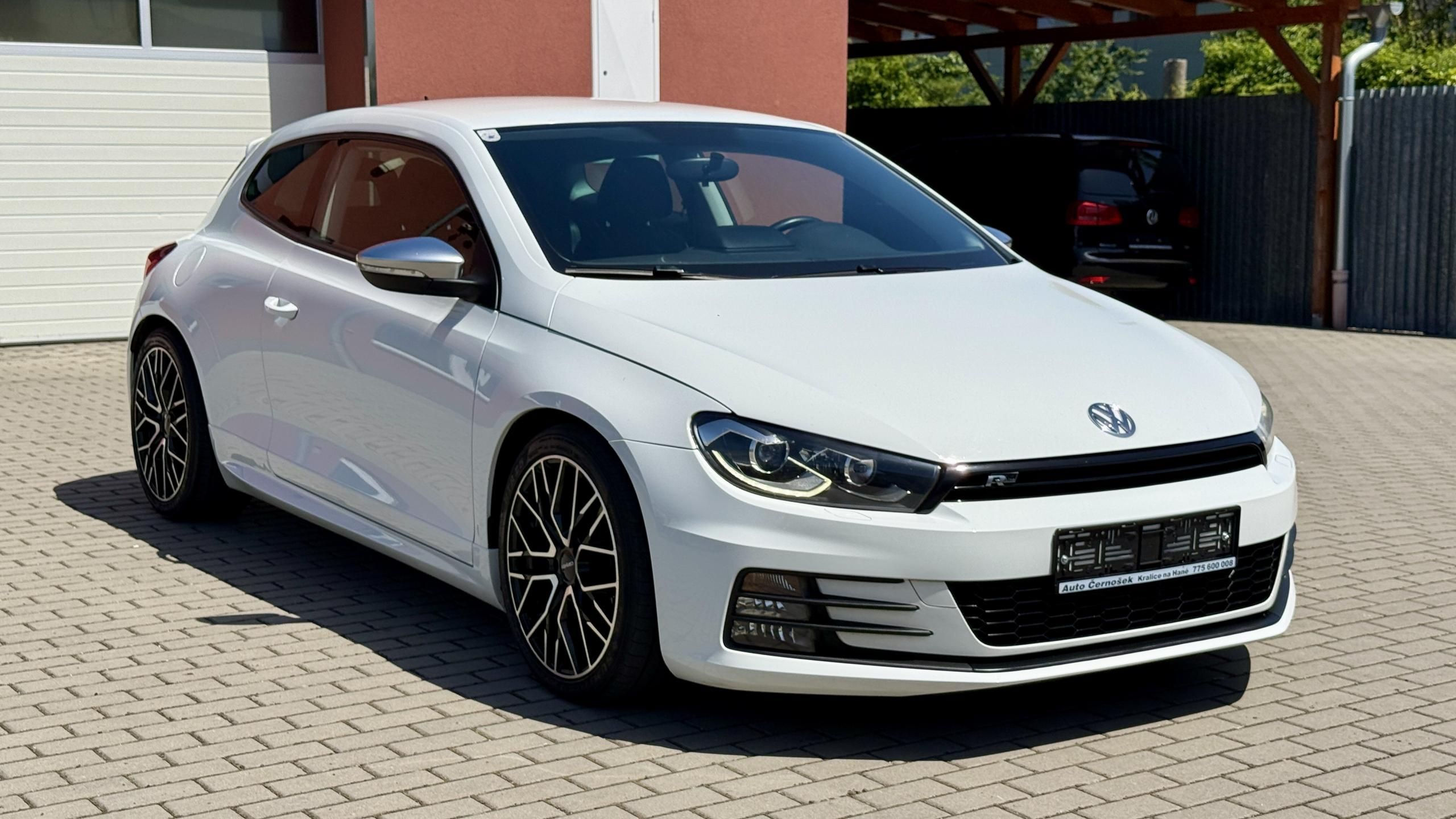 Volkswagen Scirocco, 2.0TDi*110kW*DSG*R-LINE*LED* - fotka 6