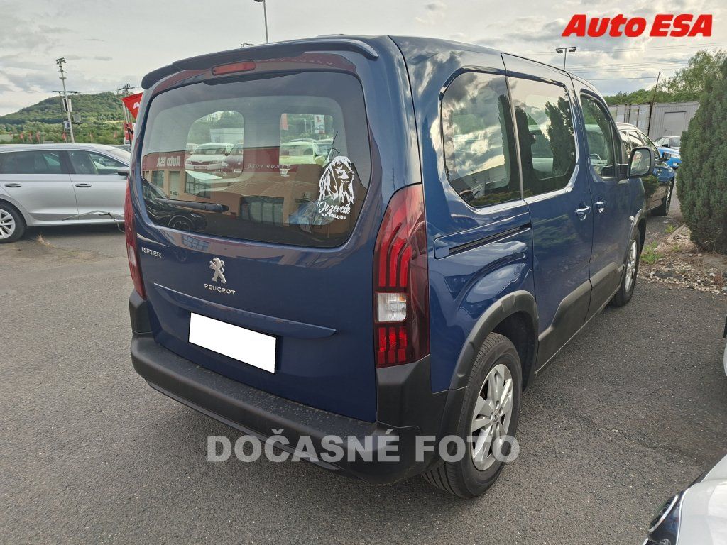 Peugeot Rifter, 1.2i,1.maj - fotka 2