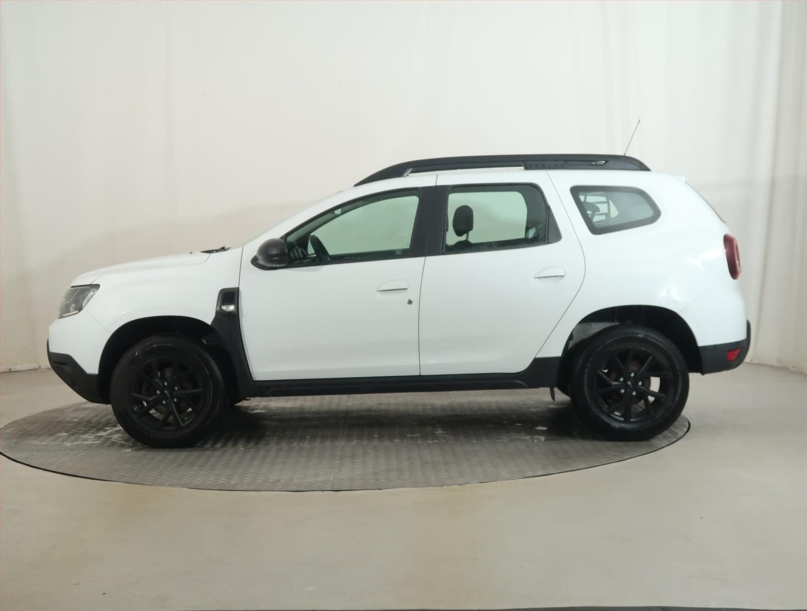 Dacia Duster, 1.5 dCi, Automatická klima - fotka 3