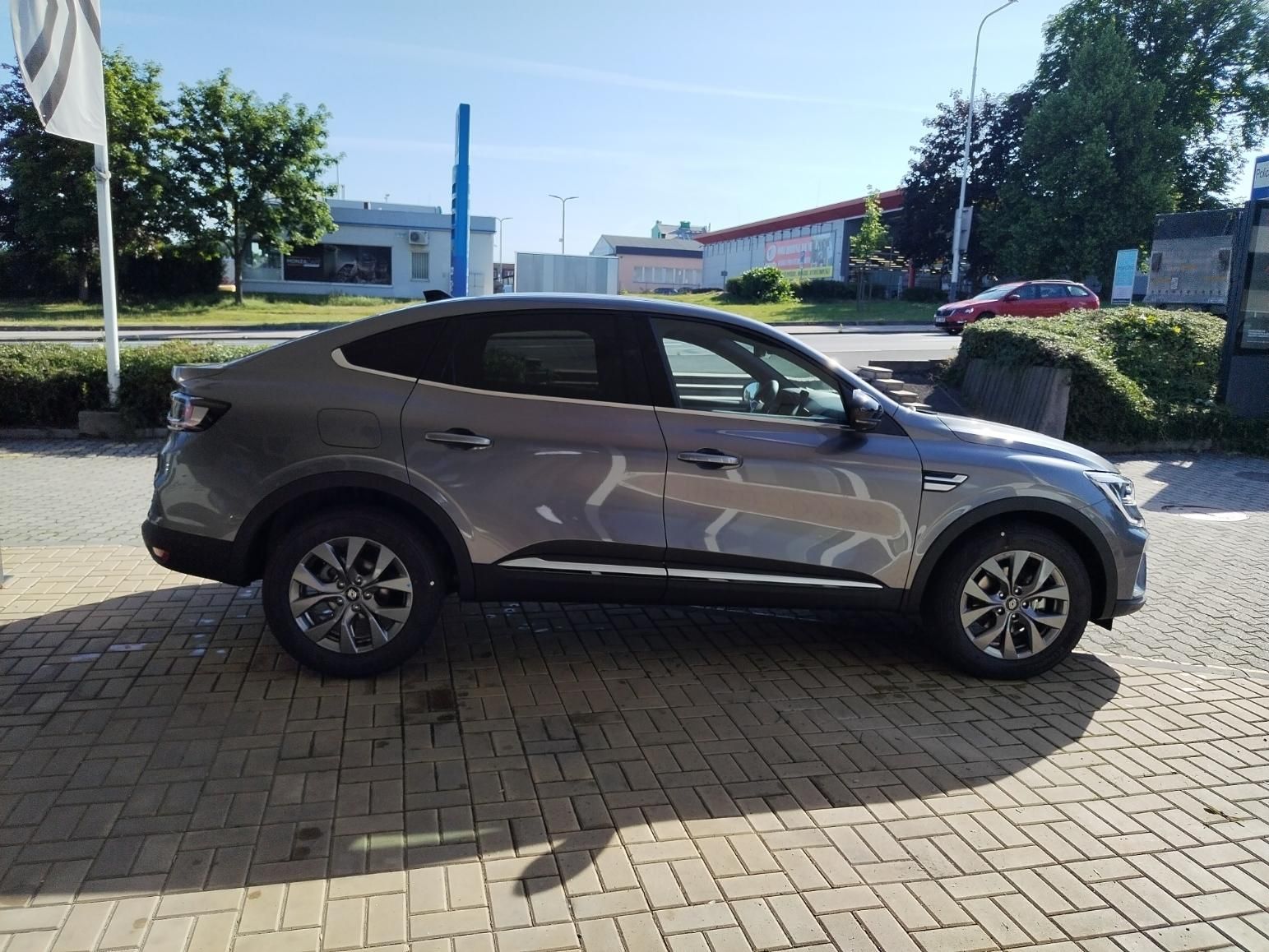 Renault Arkana, Techno full hybrid E-Tech 145 - fotka 5