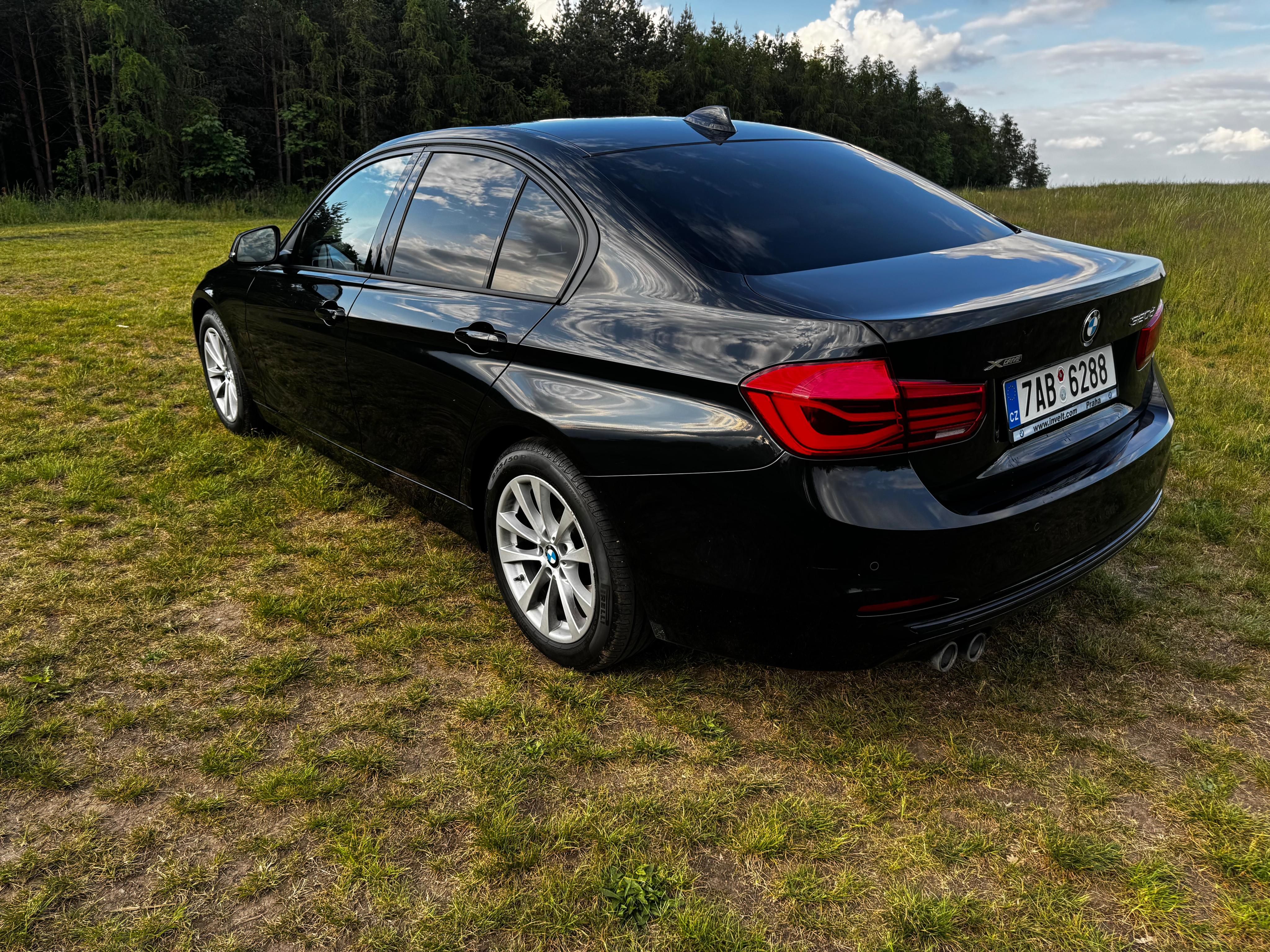 BMW Řada 3, 320D xDrive LCI SportLine - fotka 5
