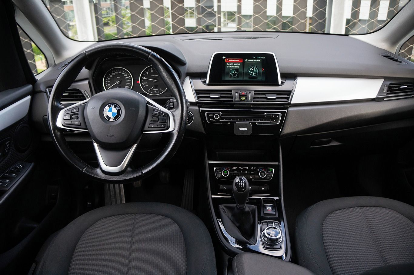 BMW Řada 2, BMW 220i Active Tourer Advanta - fotka 6