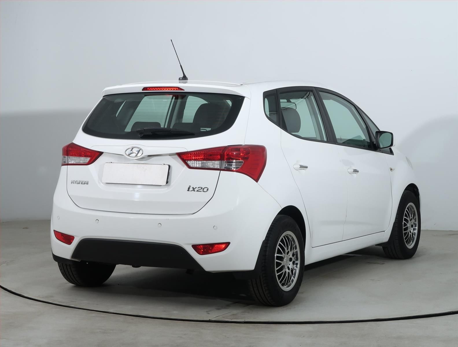 Hyundai ix20, 1.6 CVVT - fotka 5