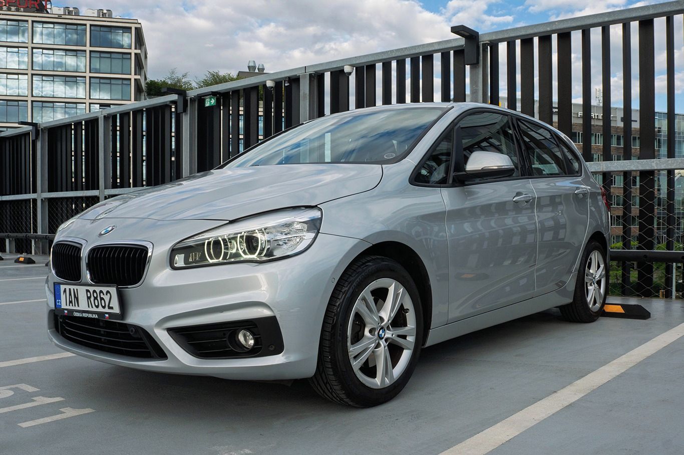 BMW Řada 2, BMW 220i Active Tourer Advanta
