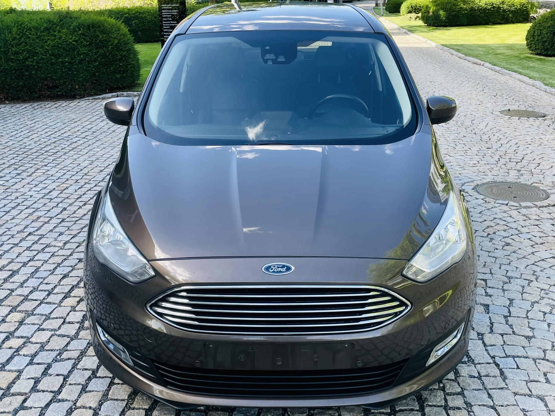 Ford Grand C-MAX, 2.0TDCi MAN TAŽNÉ 1MAJITEL - fotka 6