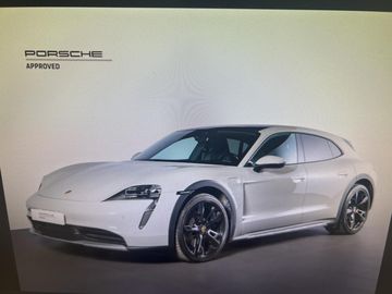 4 CROSS TURISMO 93%