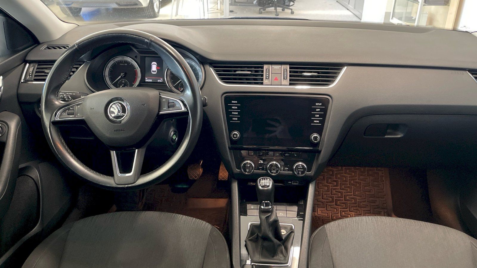 Škoda Octavia, kombi STYLE Extra 1.5 TSI 110k - fotka 5