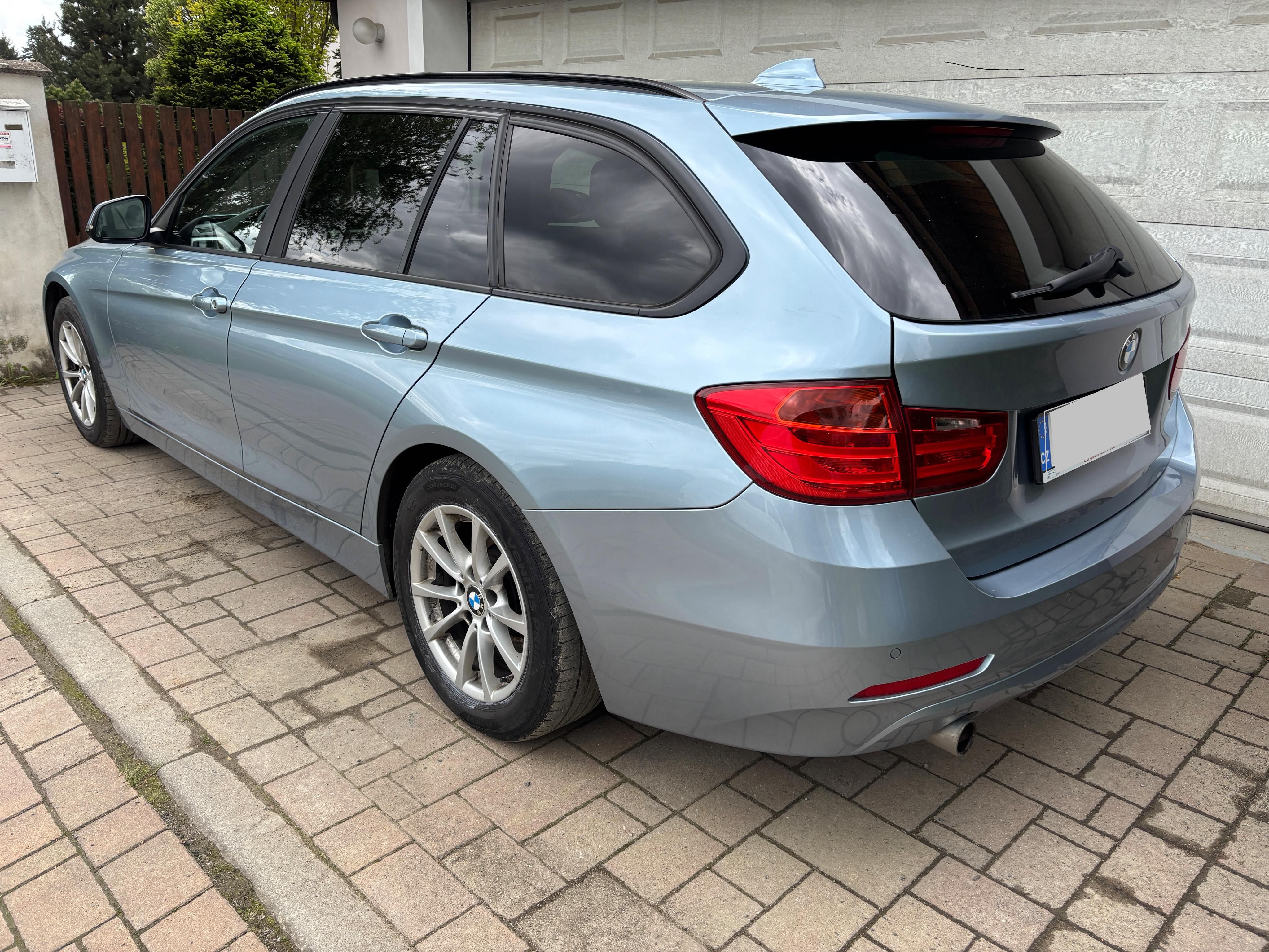 BMW Řada 3, 320d - fotka 6