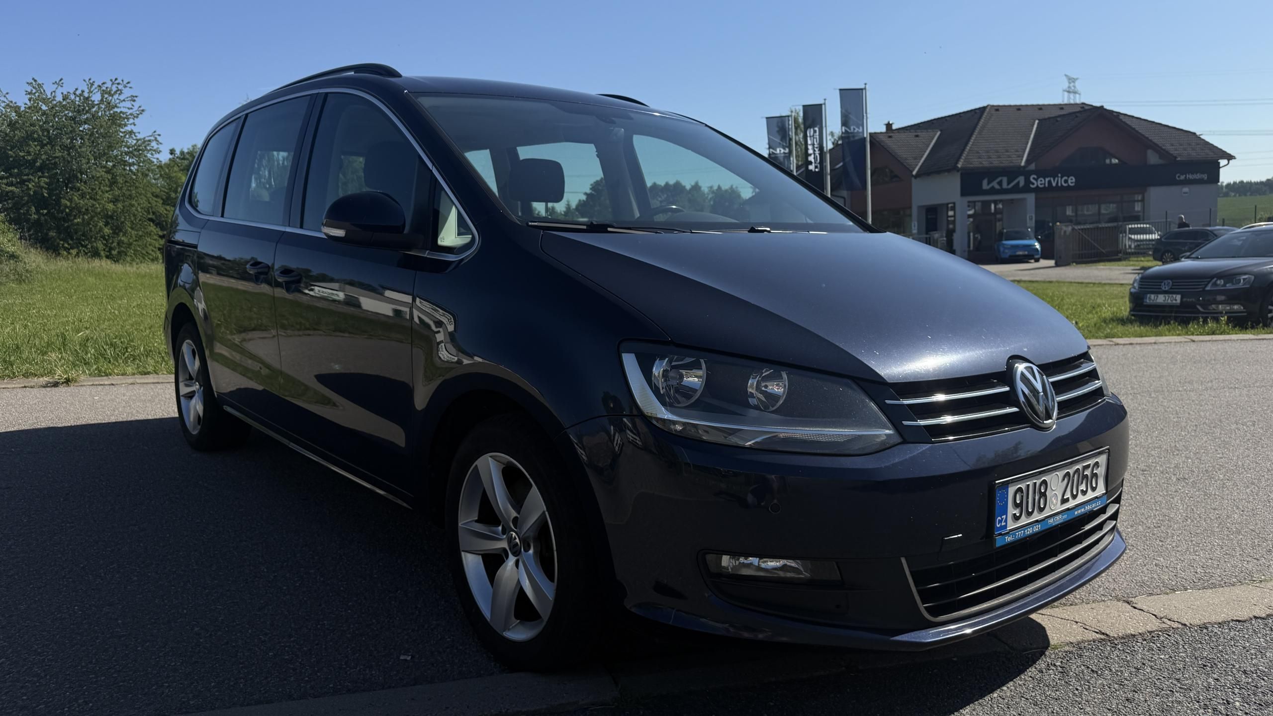 Volkswagen Sharan, 2.0 TDI 110KW DSG 7MÍST - fotka 4