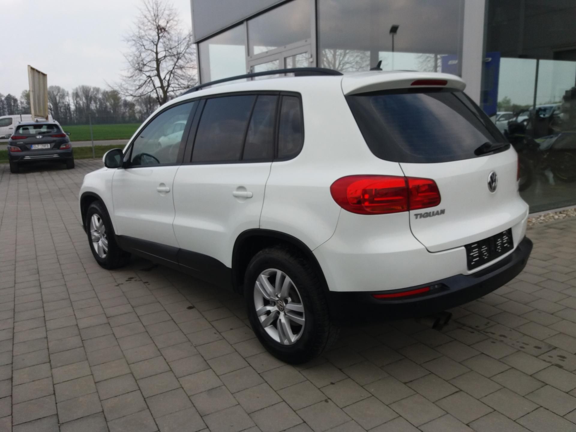 Volkswagen Tiguan, 1.4TSi,92kW,SERVISNÍ KNÍŽKA!! - fotka 6
