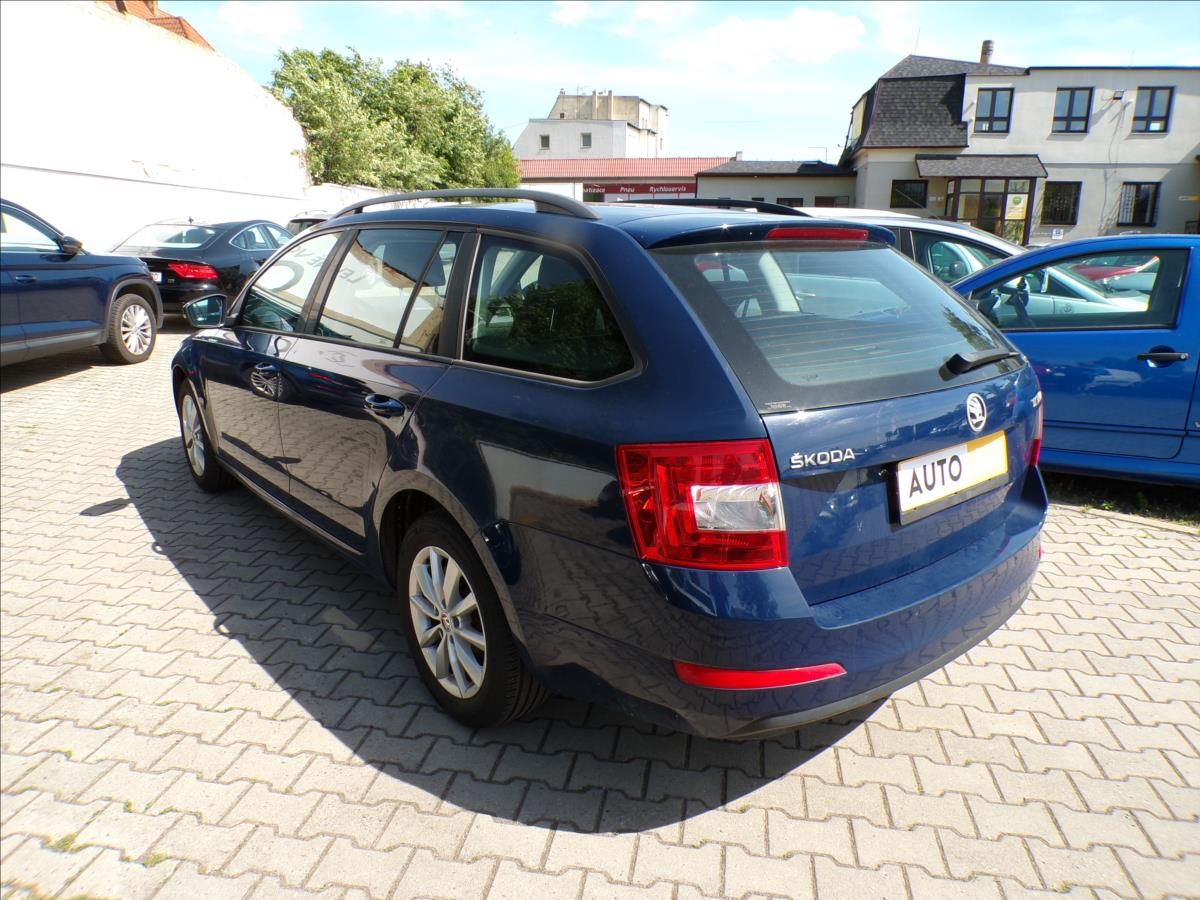 Škoda Octavia, 1,6 TDI - fotka 4